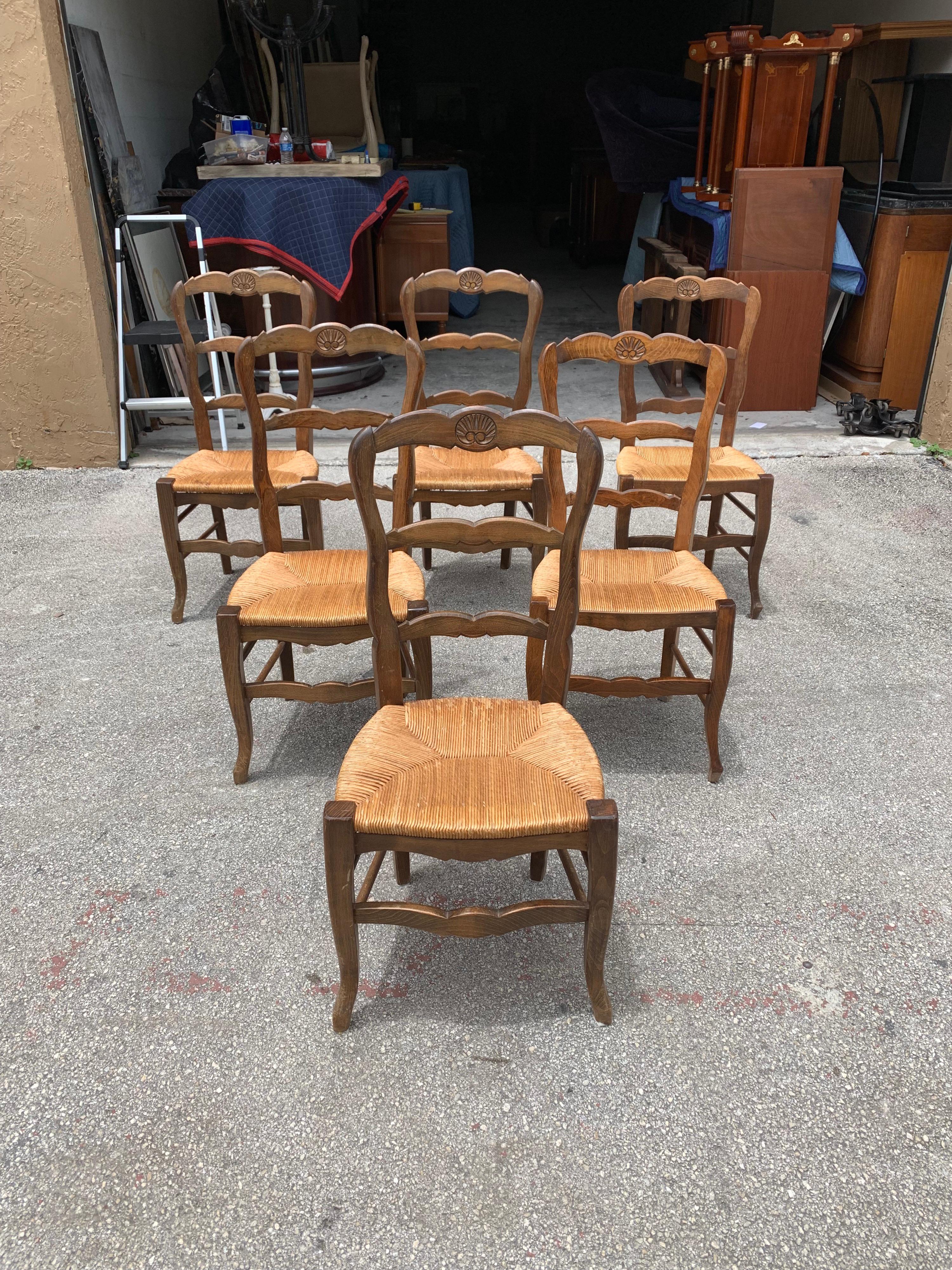 French Provincial Set of 6 Vintage French Country Rush Seat Solid Walnut Dining Chairs, 1910s