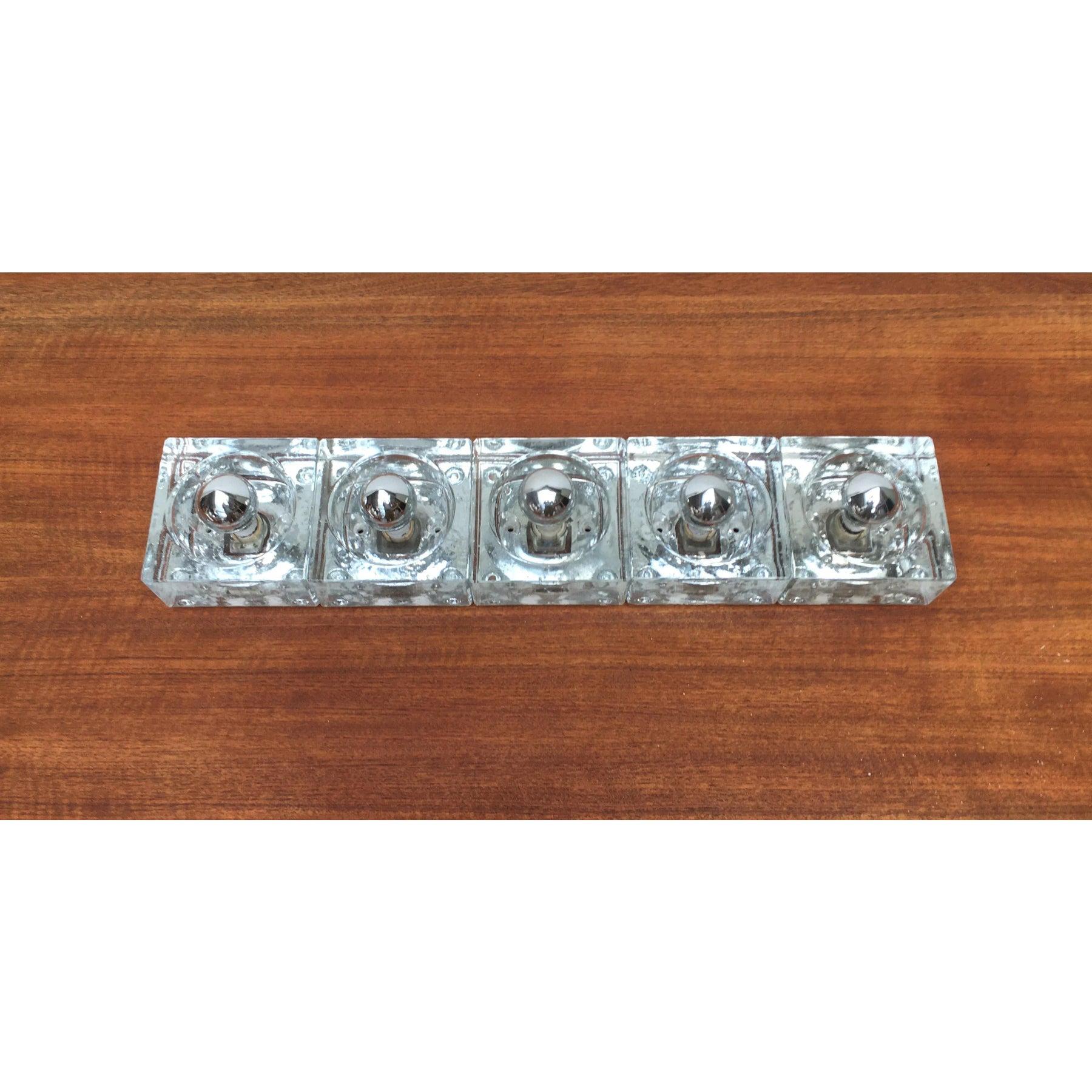 Satz von 6 Vintage-Wandleuchten aus Glas im deutschen Space Age-Stil 310, 1970er Jahre im Angebot 1