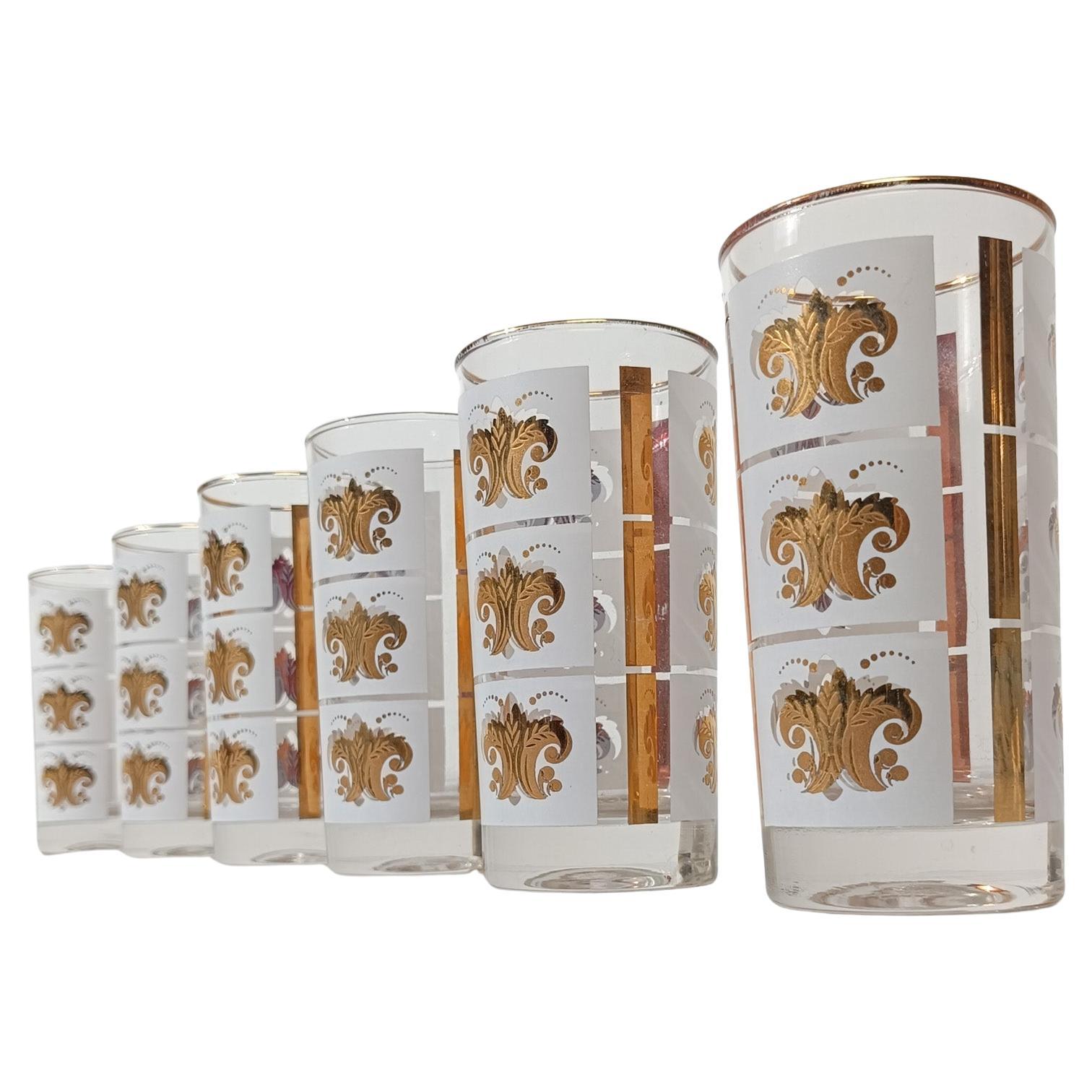 Set of 6 Vintage Highball / Tumbler Glasses with Gold Enameled Florentine Lily For Sale