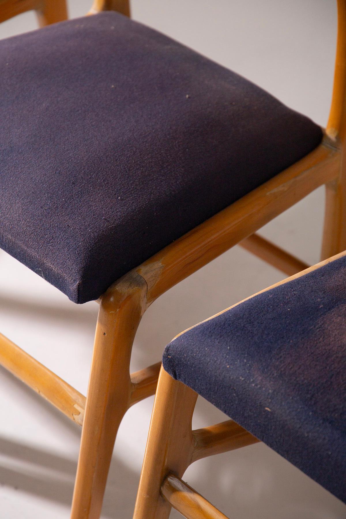 Ensemble de 6 chaises italiennes vintage en tissu bleu en vente 4
