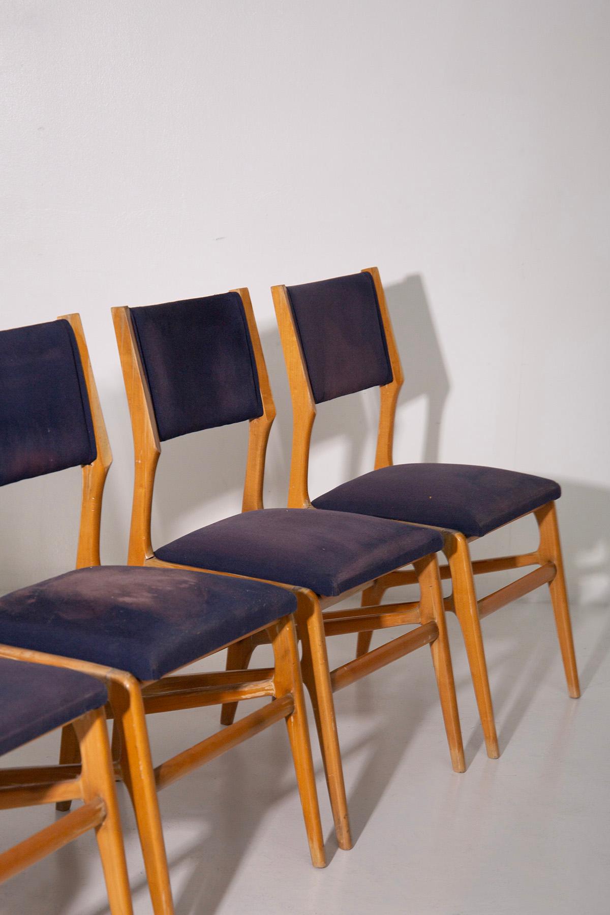 Ensemble de 6 chaises italiennes vintage en tissu bleu Abîmé - En vente à Milano, IT