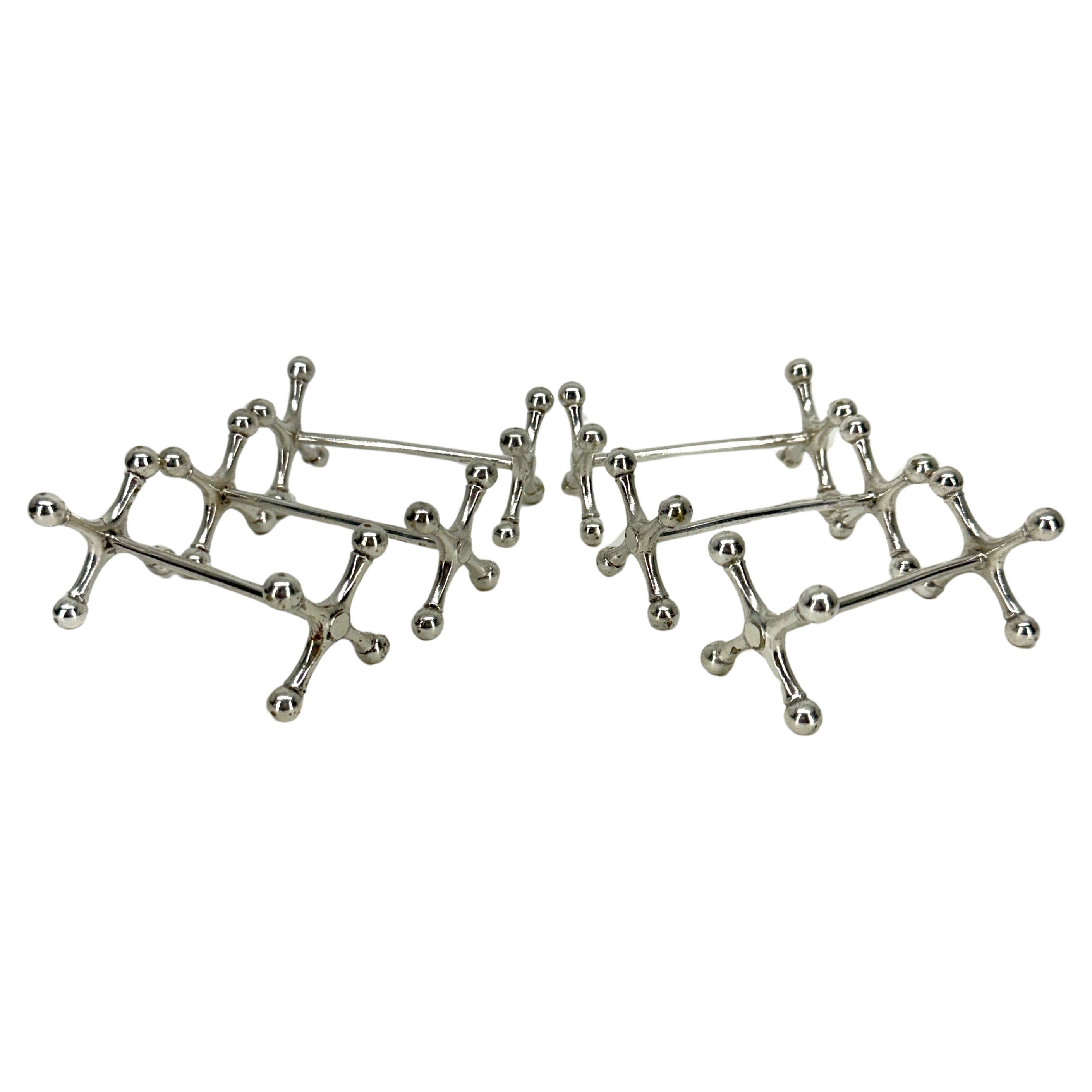 Hand-Crafted Set of 6 Vintage Knife Rests in silver metal edited by Christofle, Paris