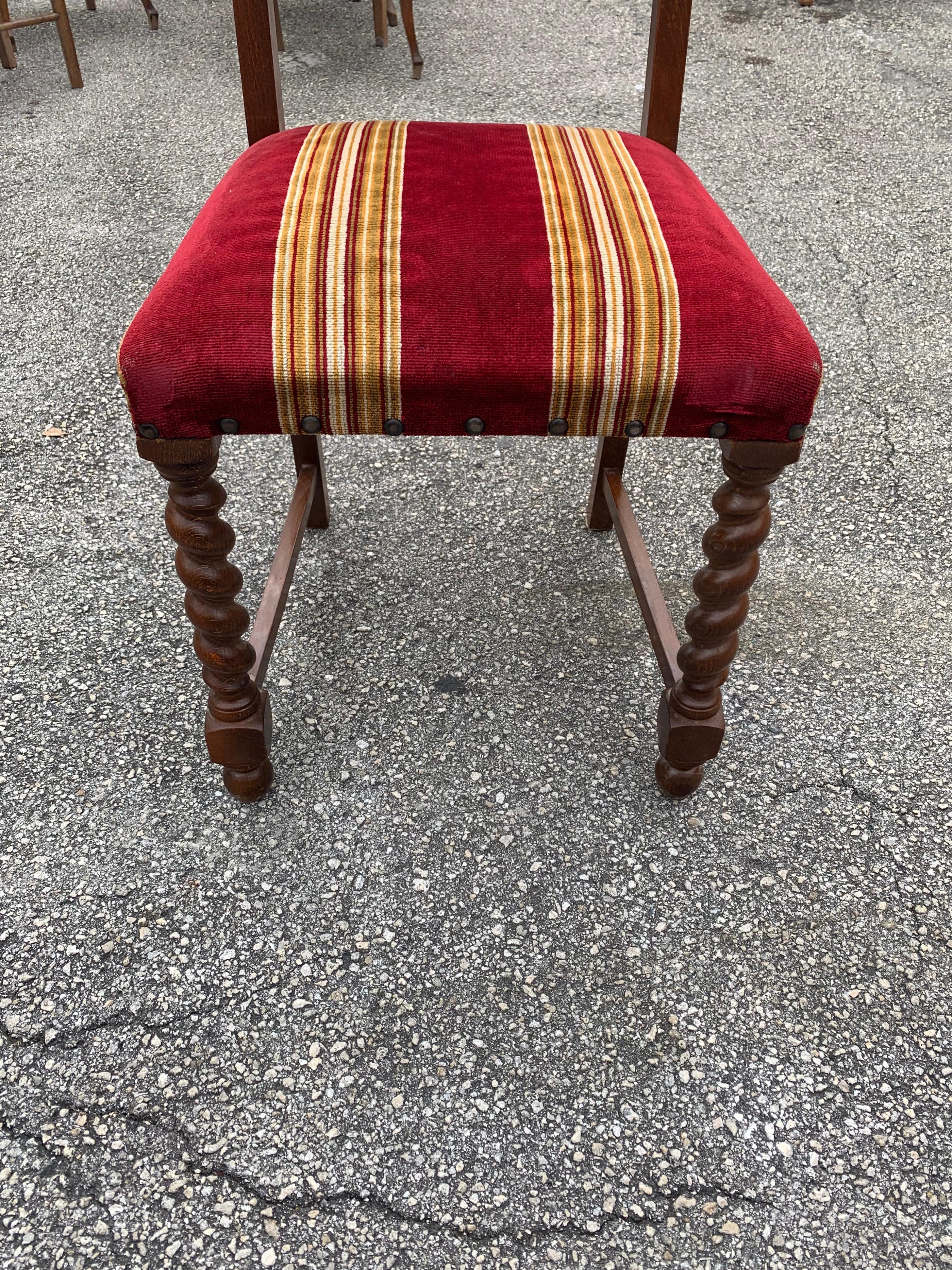 Set of 6 Vintage Louis XIII Style Barley Twist Solid Walnut Dining Chairs, 1880s For Sale 7