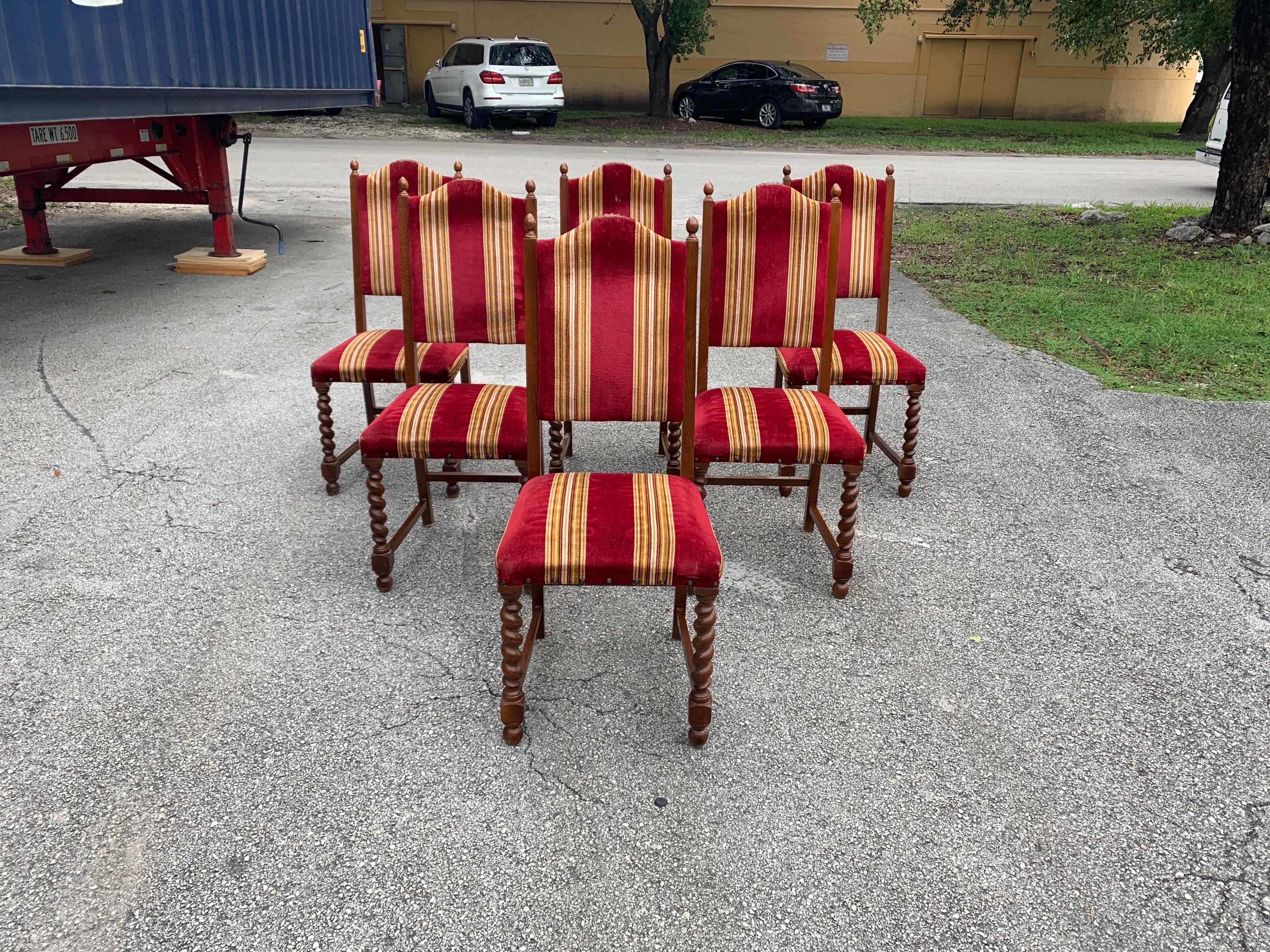 Set of 6 Vintage Louis XIII Style Barley Twist Solid Walnut Dining Chairs, 1880s In Good Condition For Sale In Hialeah, FL