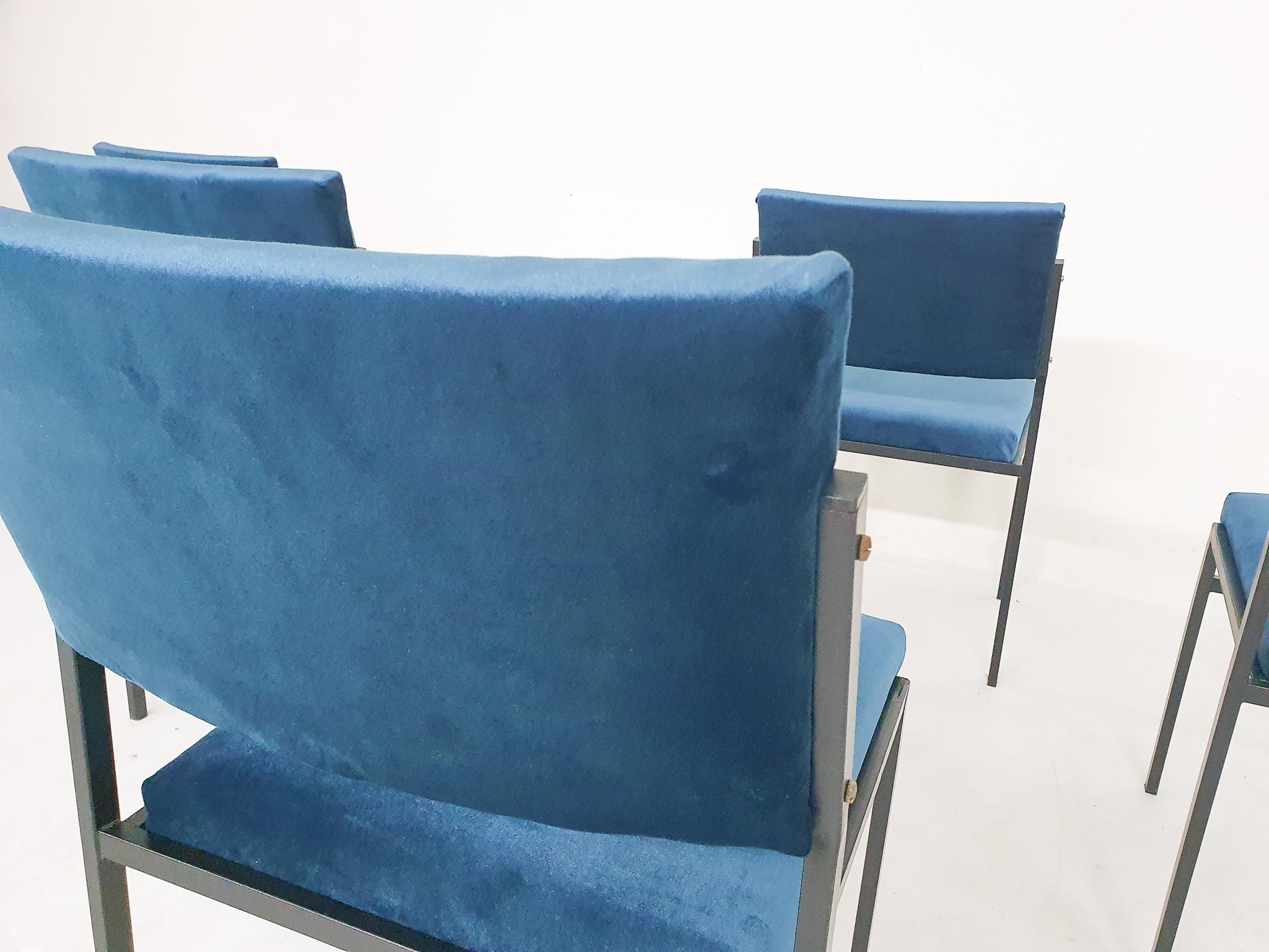Set of 6 vintage metal stacking chairs in blue velvet The Netherlands 1960's For Sale 1