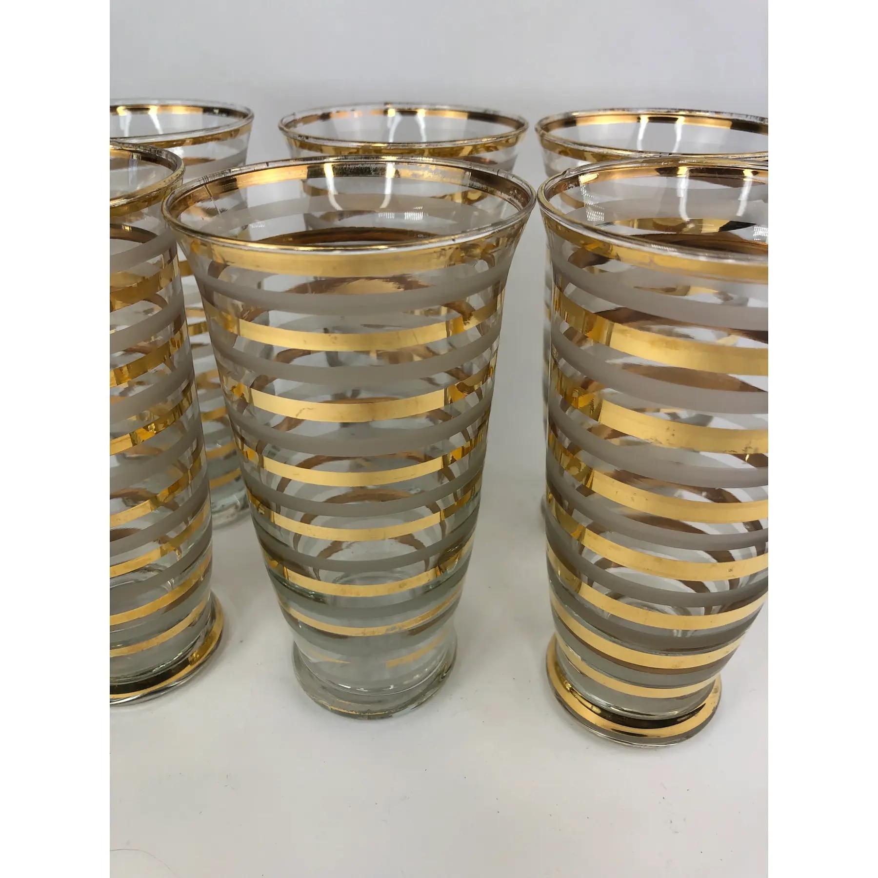 Gold Set of 6 Vintage Mid Century Footed Pilsners With Gilt and Frosted Bands For Sale