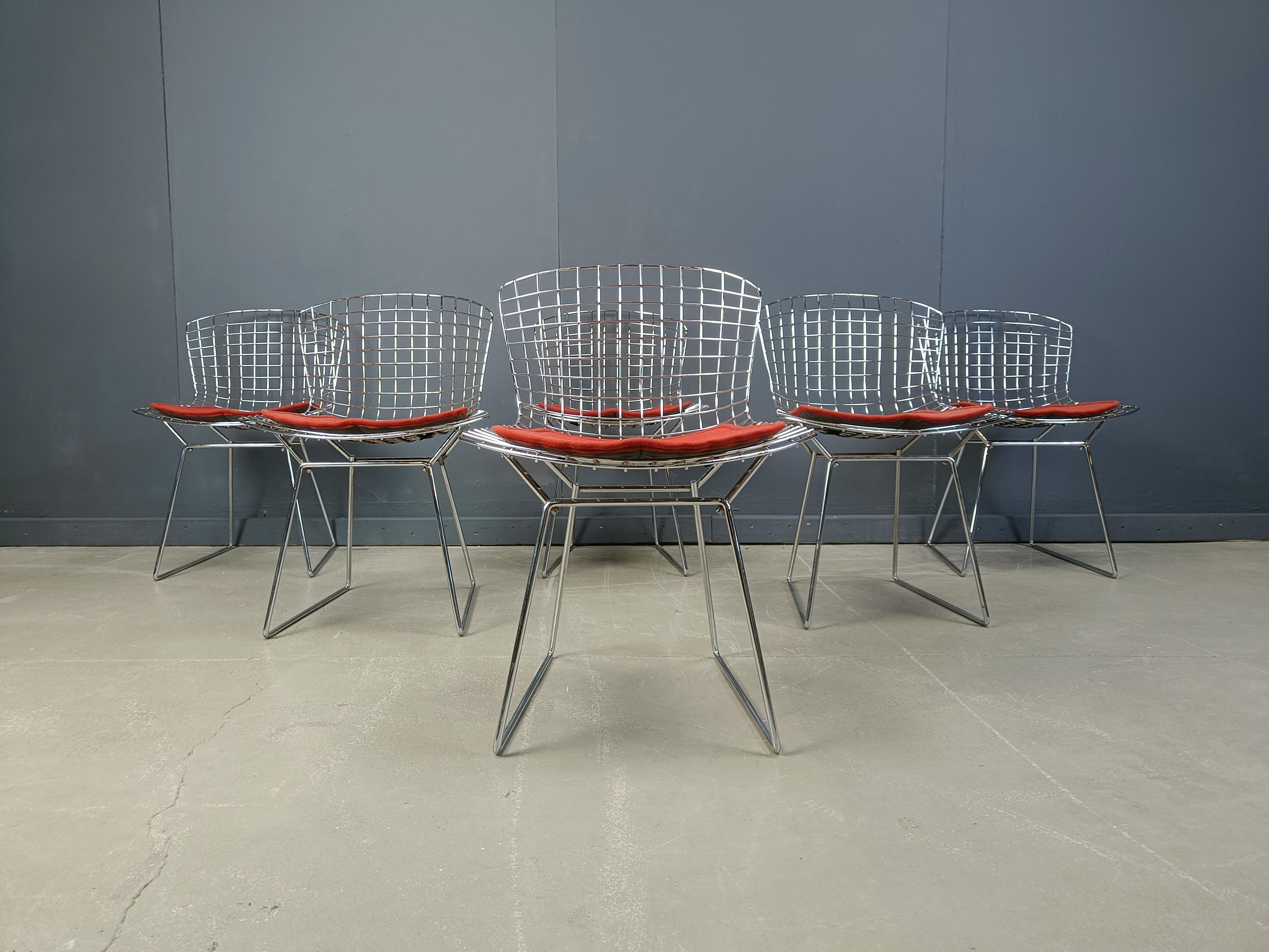 Late 20th Century Set of 6 Vintage Model 420 dining chair by Harry Bertoia for Knoll