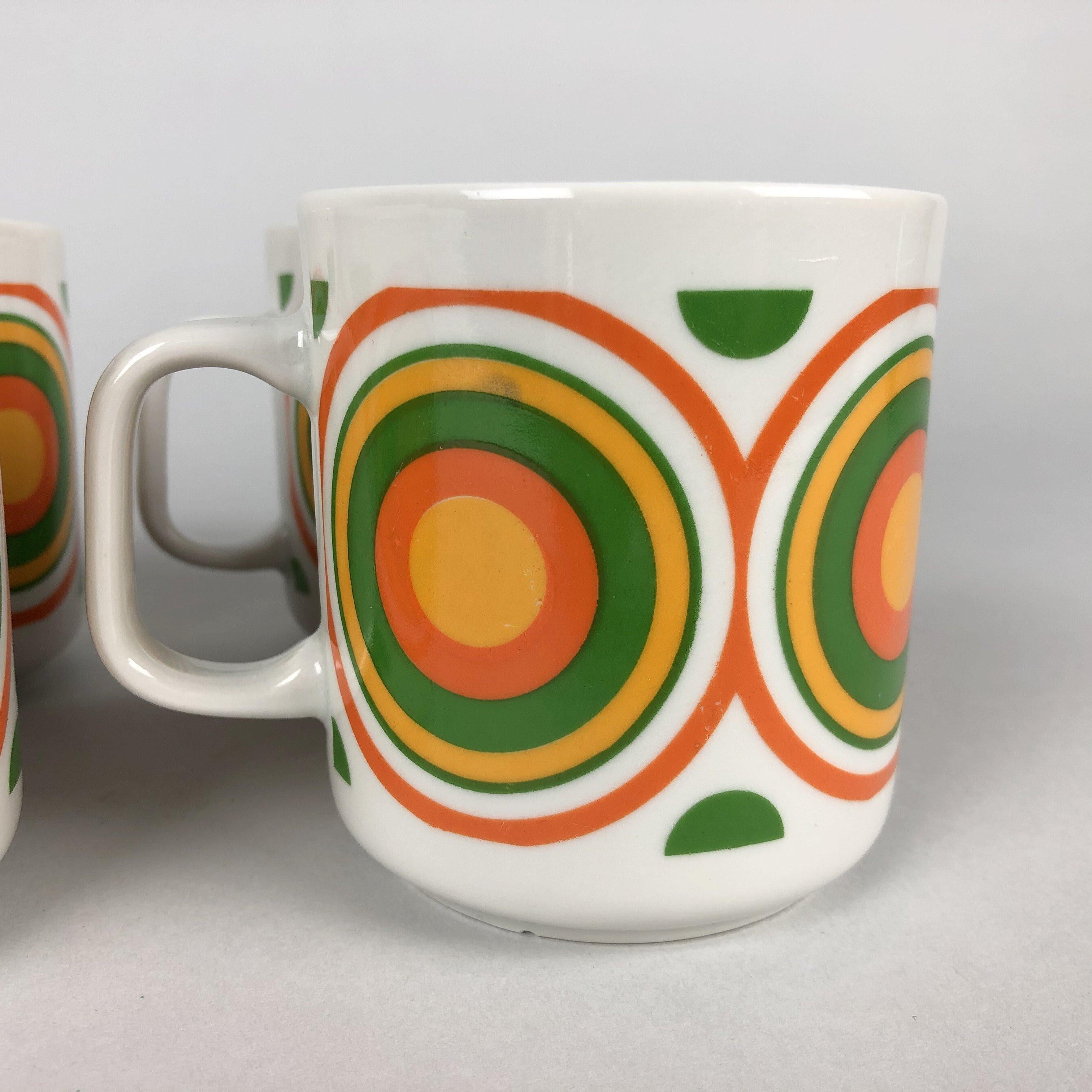 Mid-Century Modern Set of 6 Vintage Mugs with Colourful Circle Pattern, 1970s For Sale