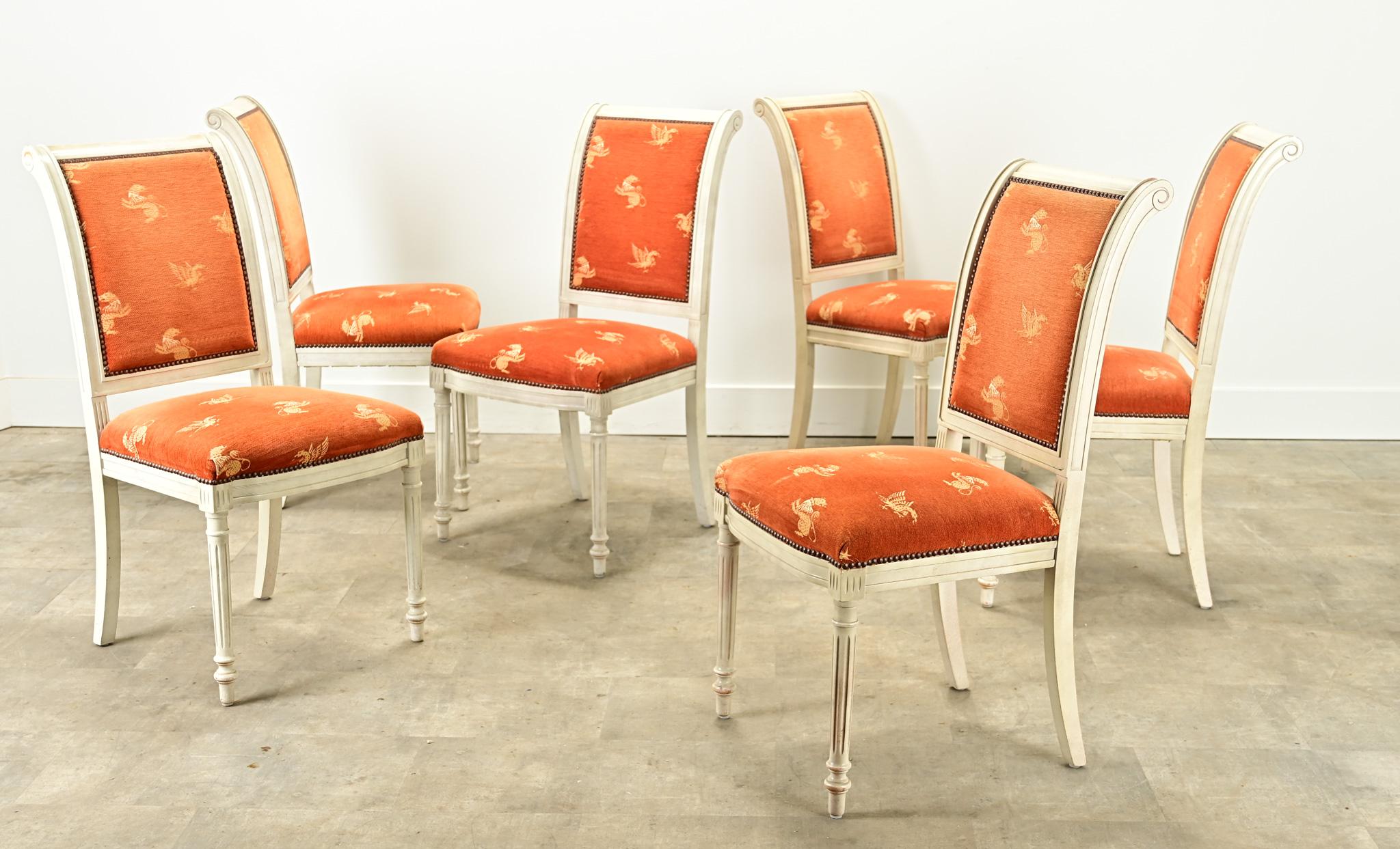 Ensemble de 6 chaises de salle à manger peintes vintage en vente 3