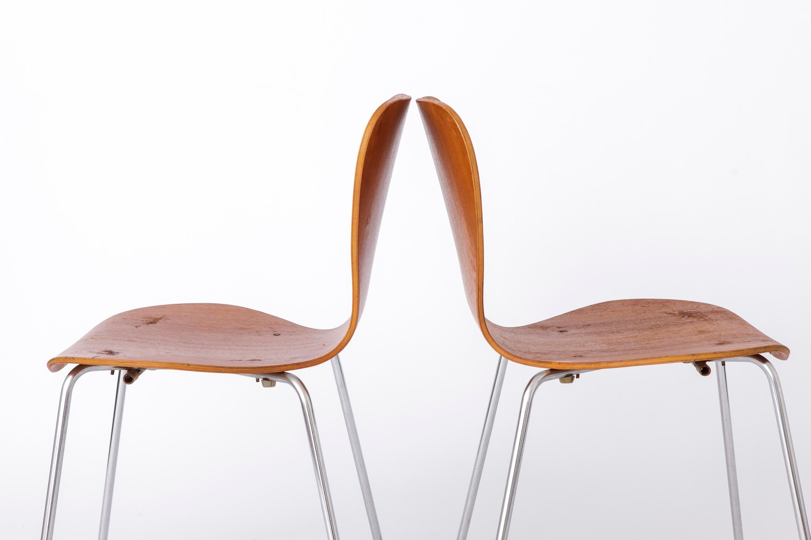 Juego de 6 sillas apilables vintage, años 60, teca - Diseño alemán en Bueno estado para la venta en Hannover, DE