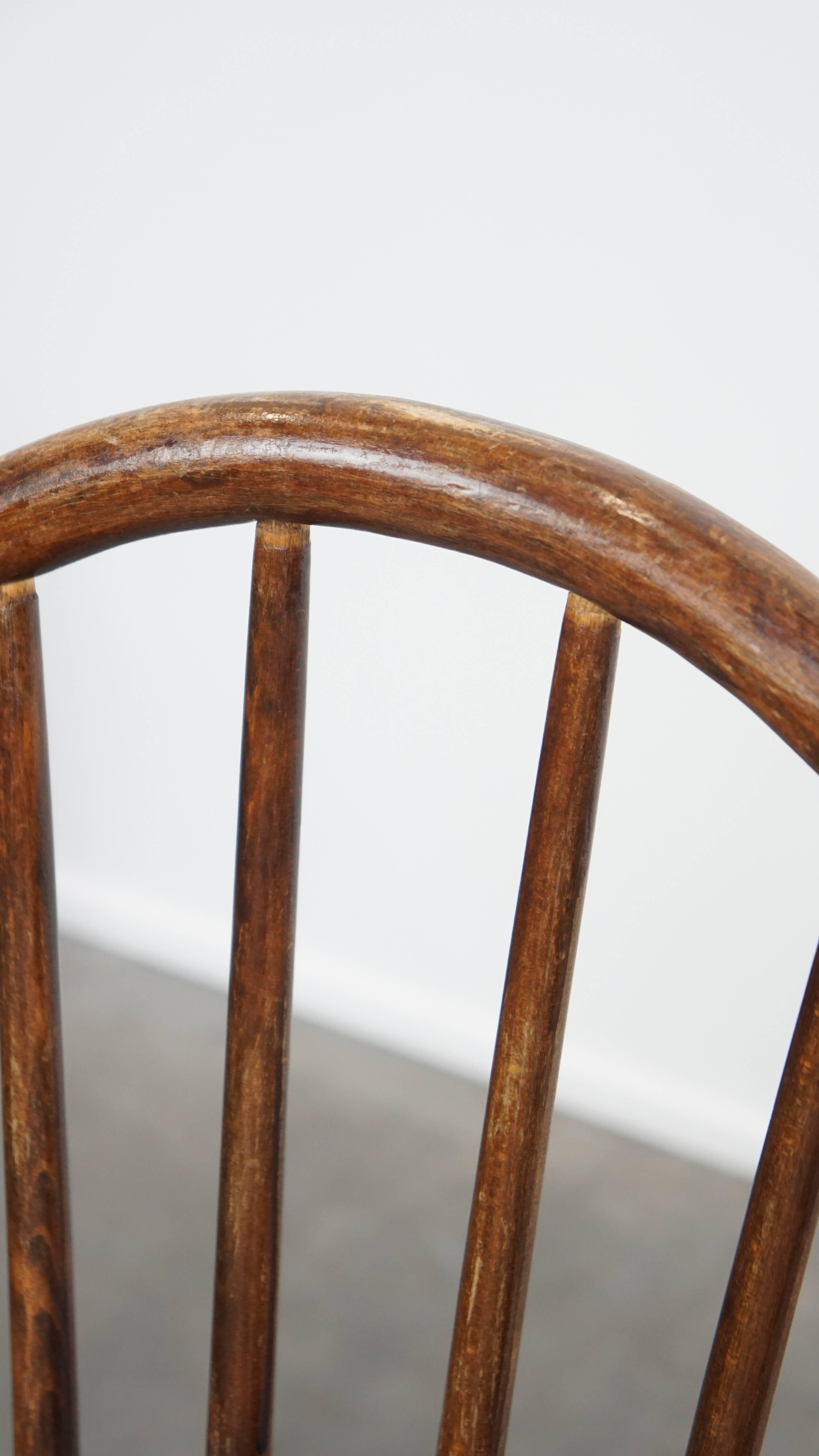 Ensemble de 6 chaises Windsor en bois de style anglais des années 1970 en vente 10