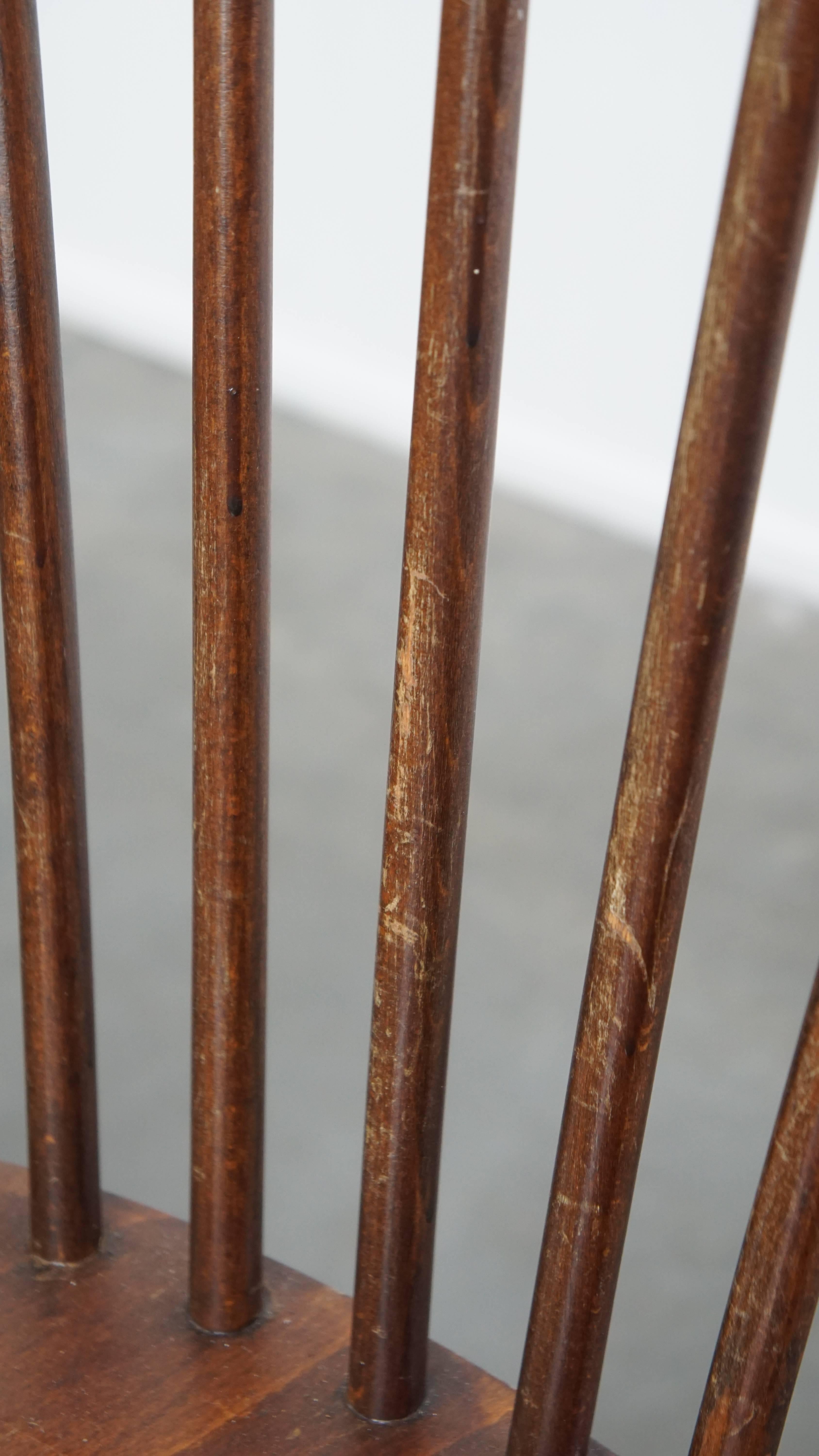 Ensemble de 6 chaises Windsor en bois de style anglais des années 1970 en vente 11