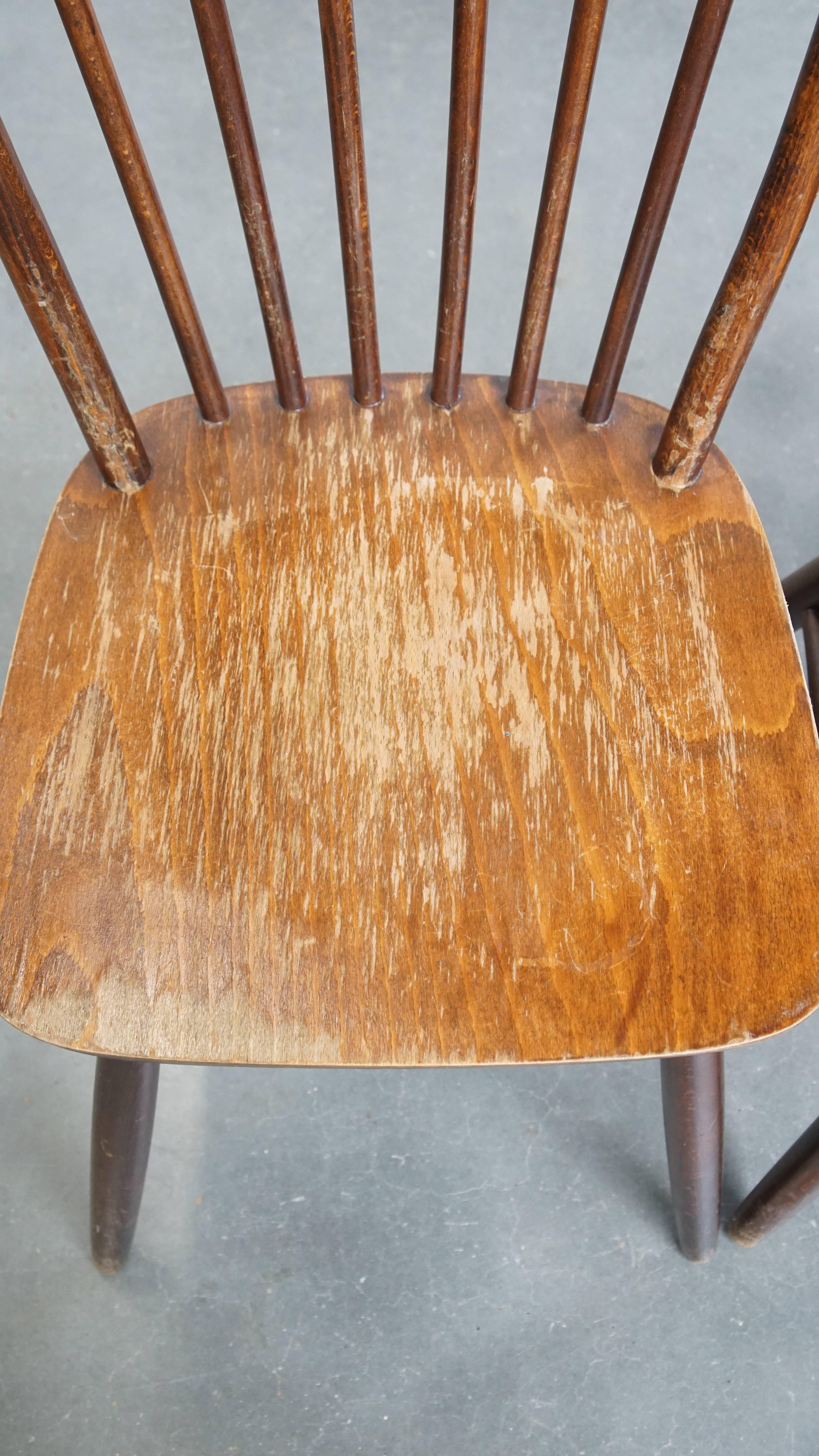 Ensemble de 6 chaises Windsor en bois de style anglais des années 1970 en vente 2
