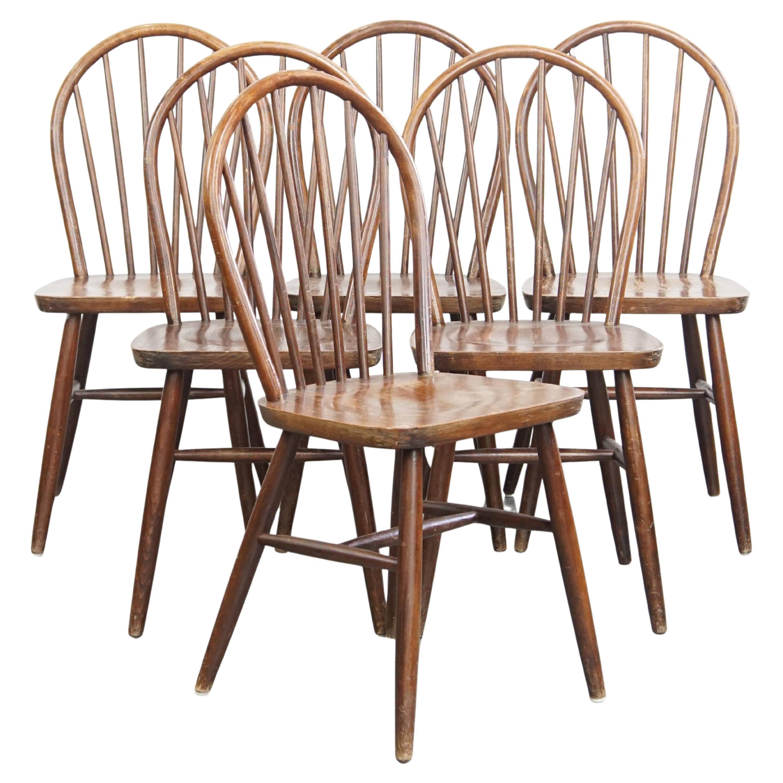 Set di 6 sedie Windsor a fuso in legno vintage degli anni '70 in stile inglese