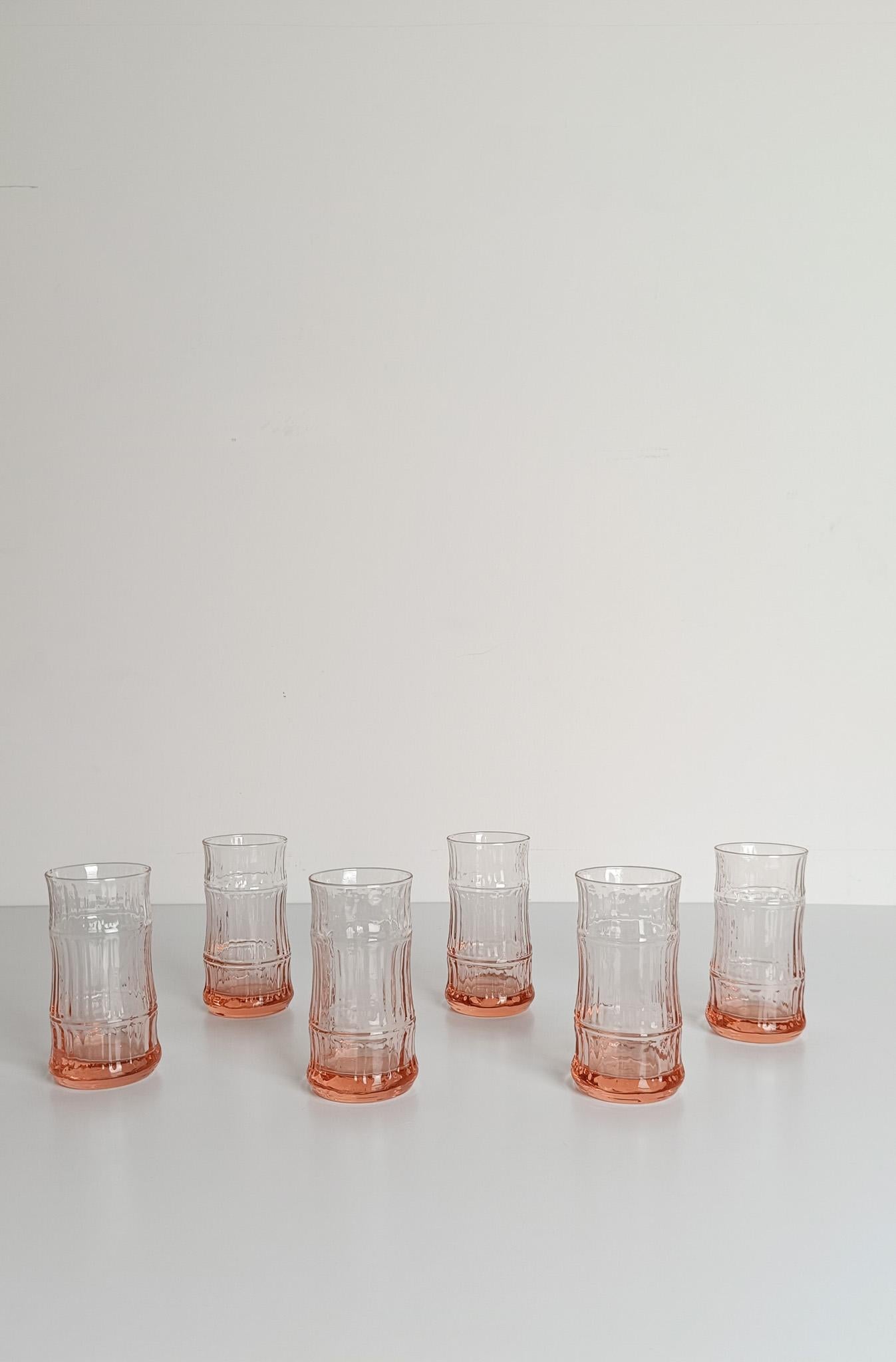 6er Set VintageFaux Bamboo Highball / Bechergläser aus pfirsichrosa Glas, 70er Jahre im Angebot 6