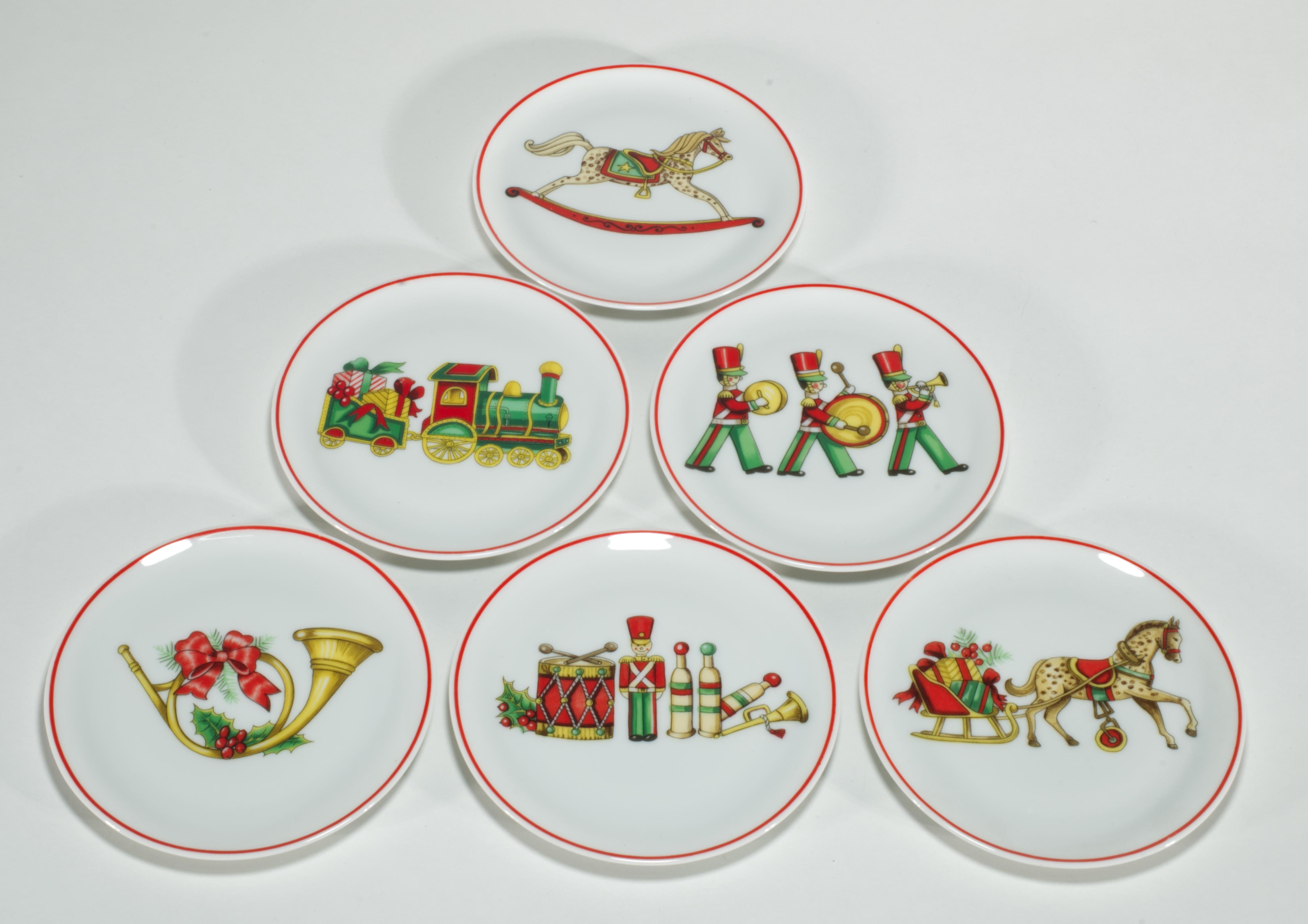 Set of 6 Vista Alegre Christmas Magic Coasters, Vintage 1980s For Sale 2