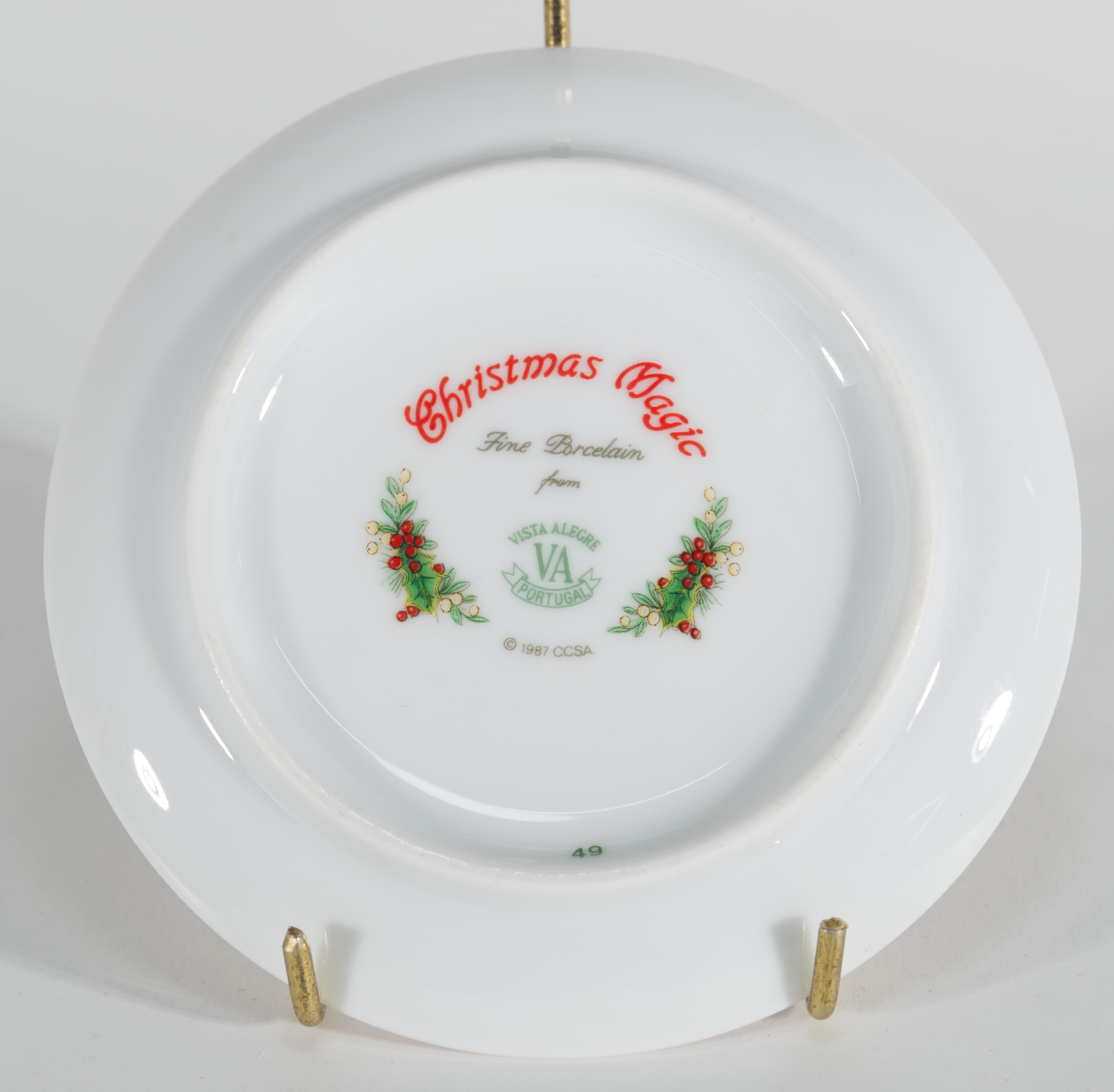 Porcelain Set of 6 Vista Alegre Christmas Magic Coasters, Vintage 1980s For Sale