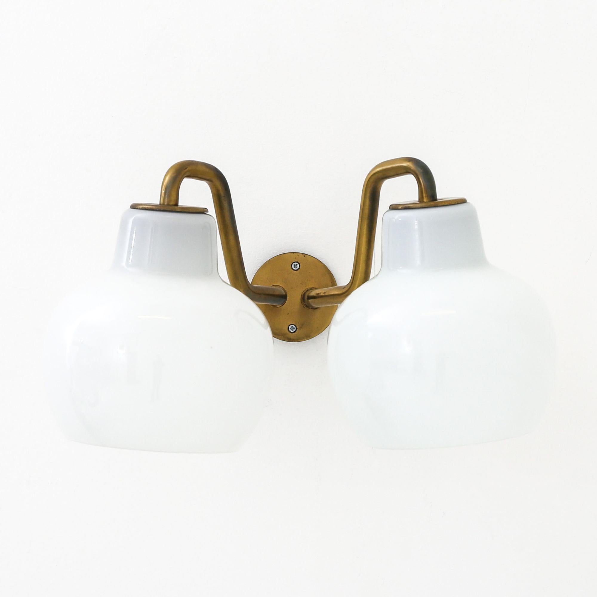 20th Century Set of 6 wall lamps by Vilhelm Lauritzen For Sale