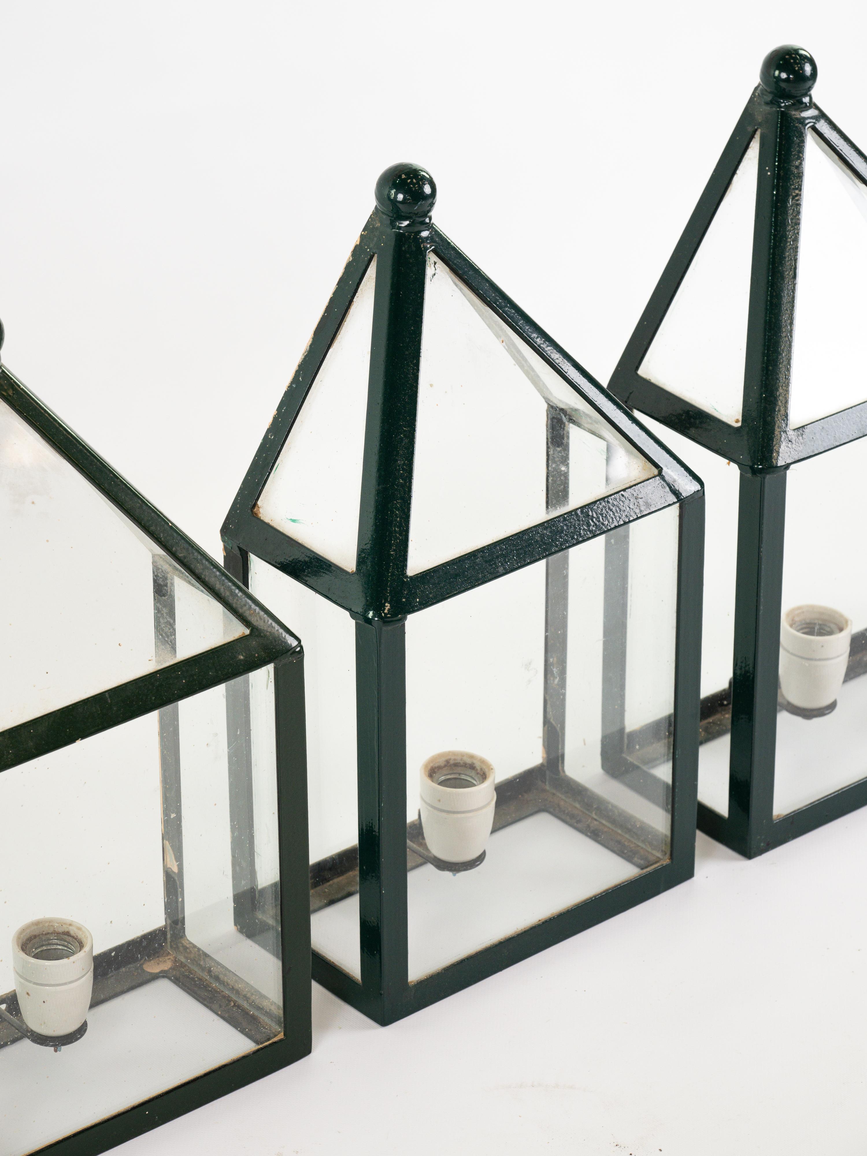 Italian Set of 6 wall lights design by Luigi Caccia Dominioni for Villa Pineda (France) For Sale