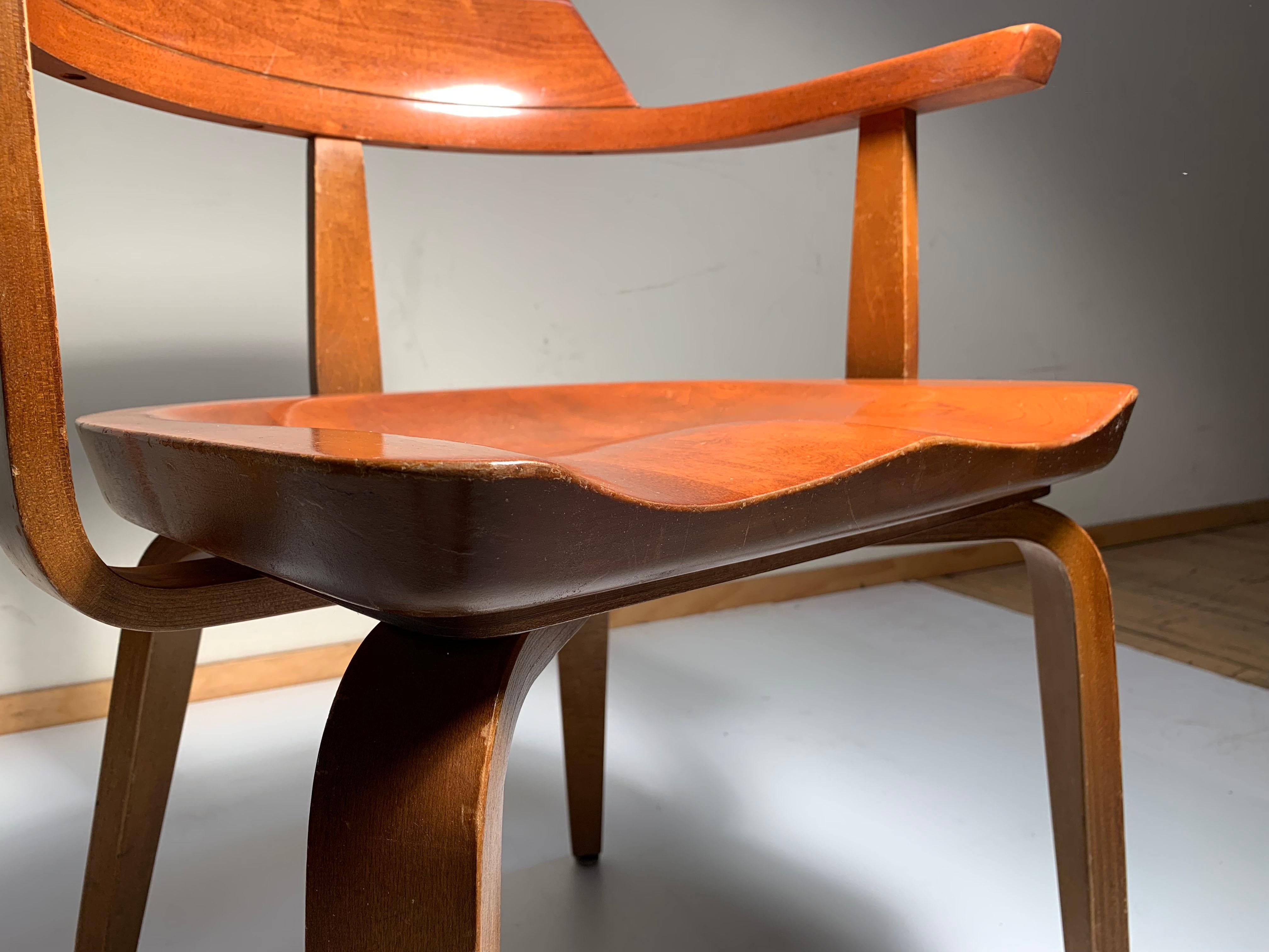 Set of 12 Walter Gropius Chairs for Thonet 1
