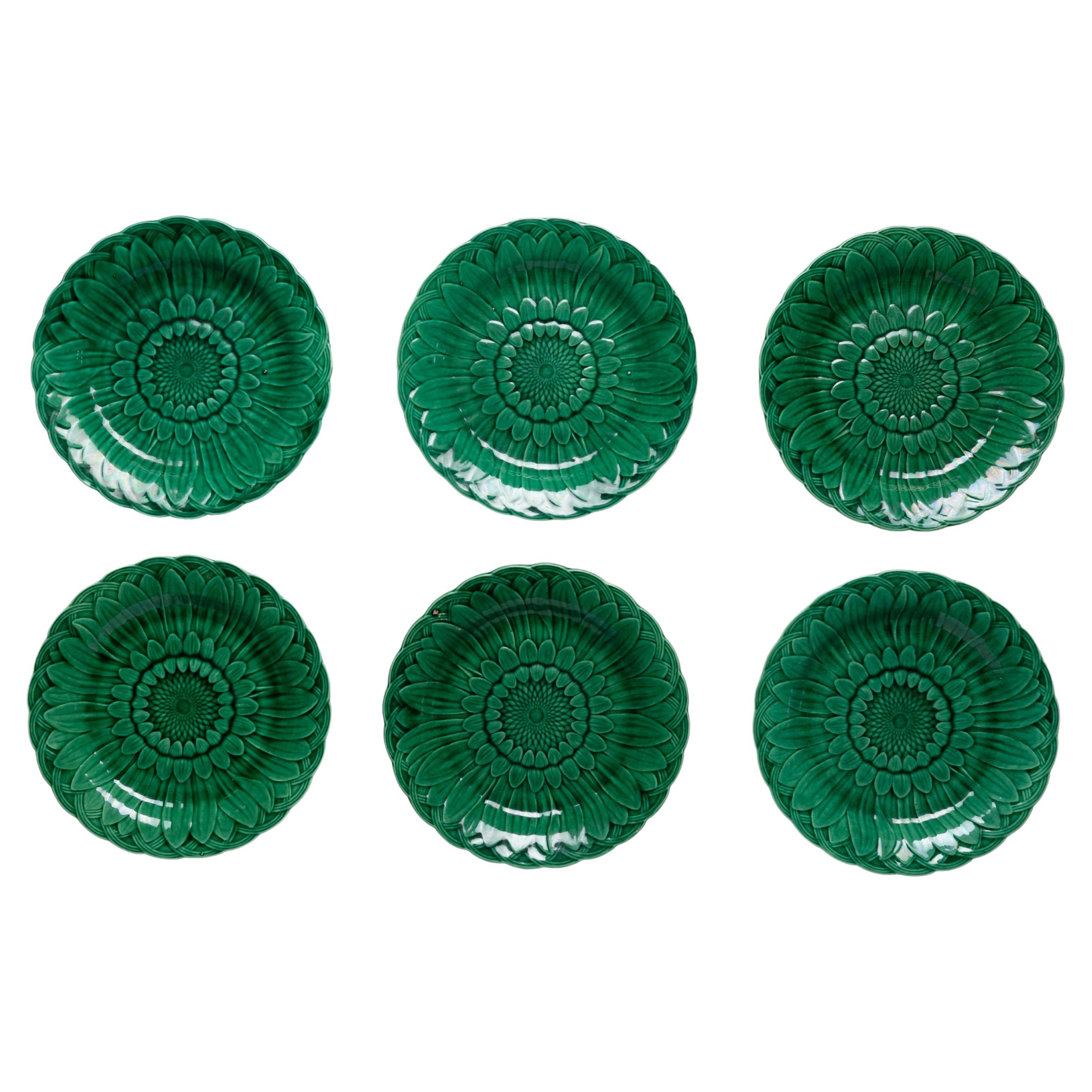 Set of 6 Wedgwood Green Majolica Aesthetic Movement Sunflower Plates