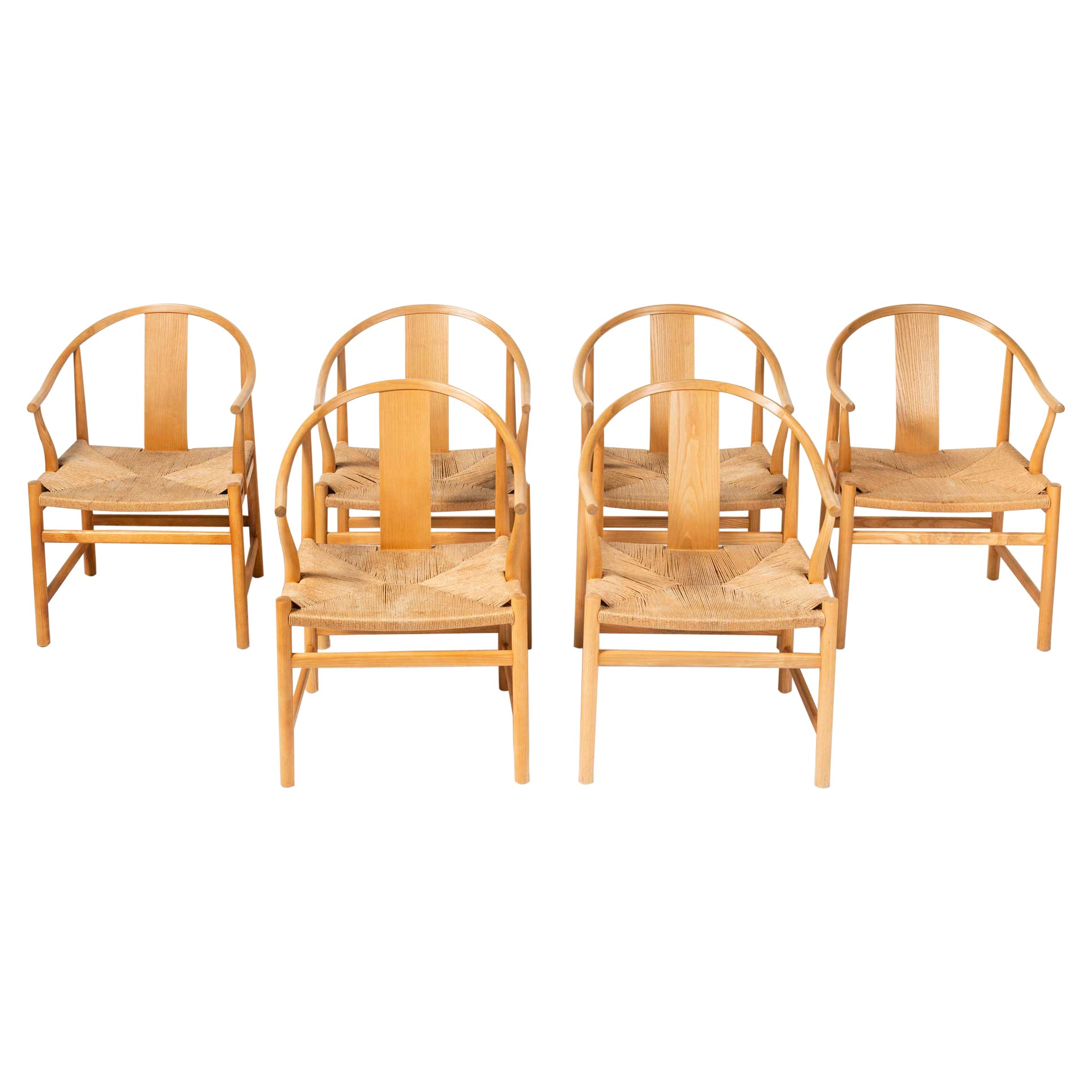 Ensemble de 6 "chaises chinoises" Wegner PP66 pour PP Mobler en chêne et cordon papier