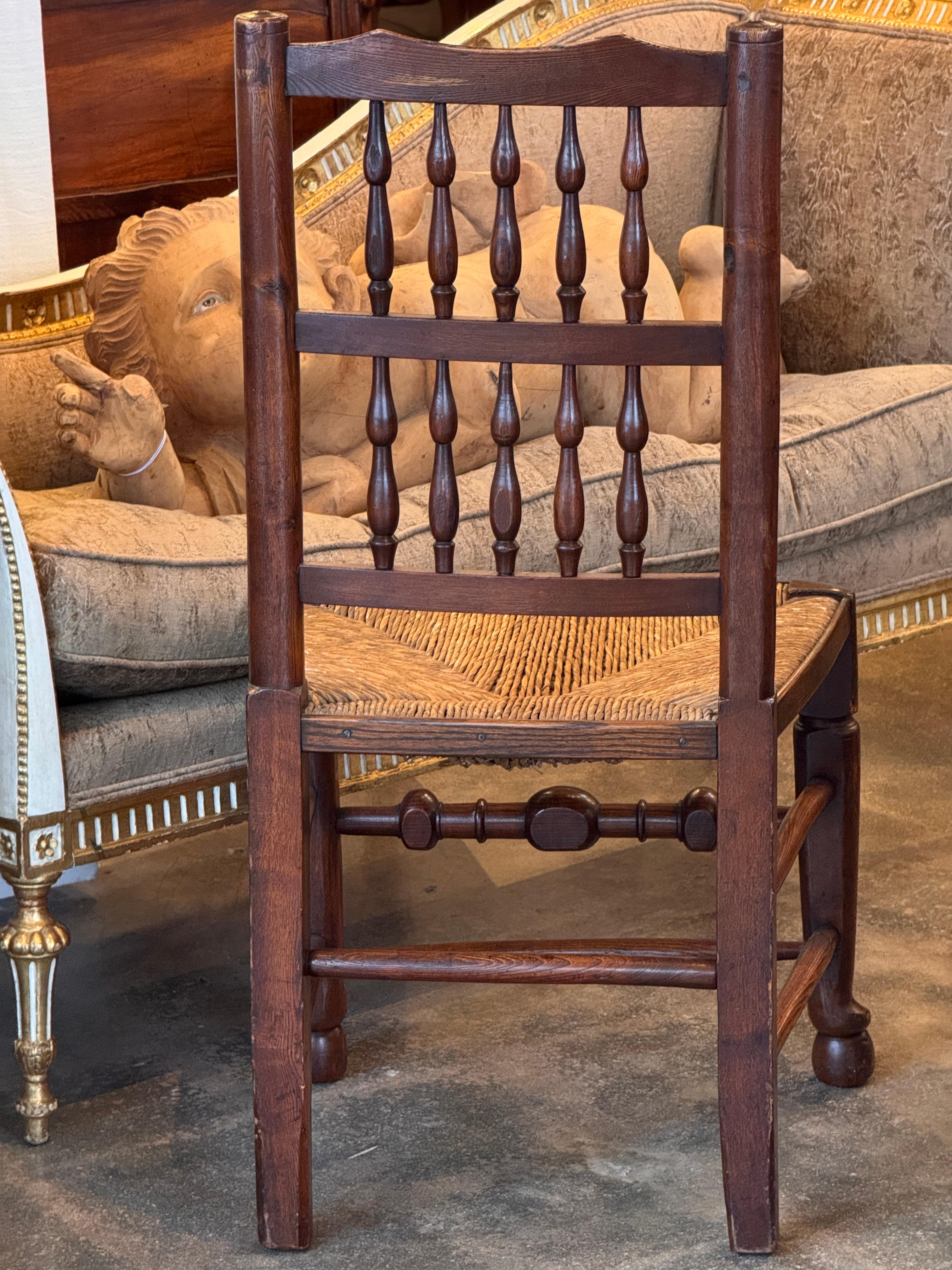 Set of 6 Welsh Spindle-Back Chairs in vendita 5