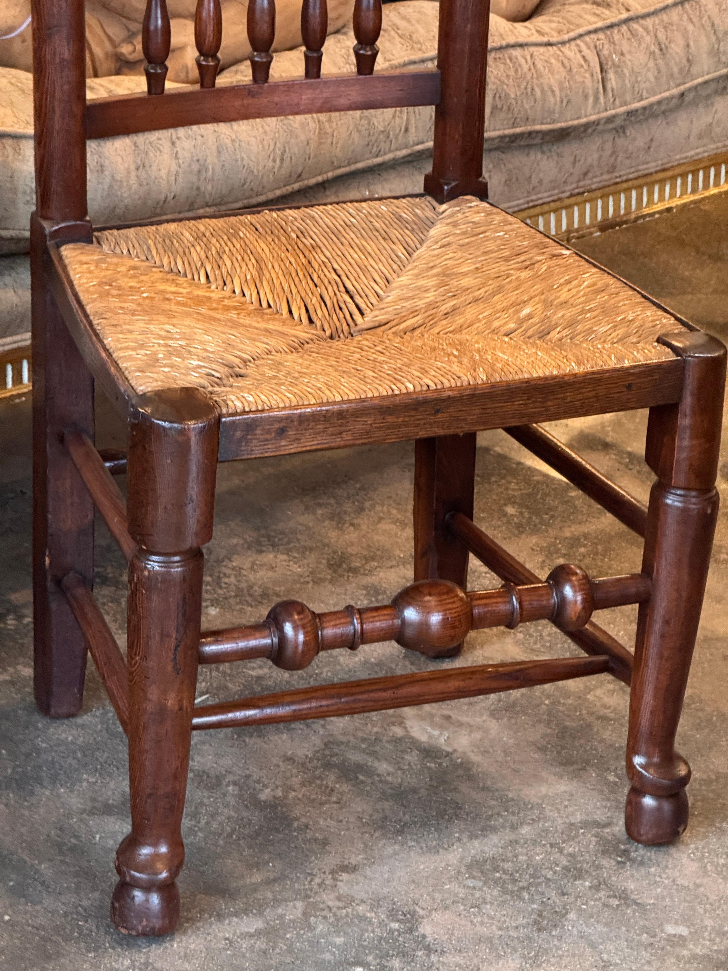 Set of 6 Welsh Spindle-Back Chairs in vendita 3