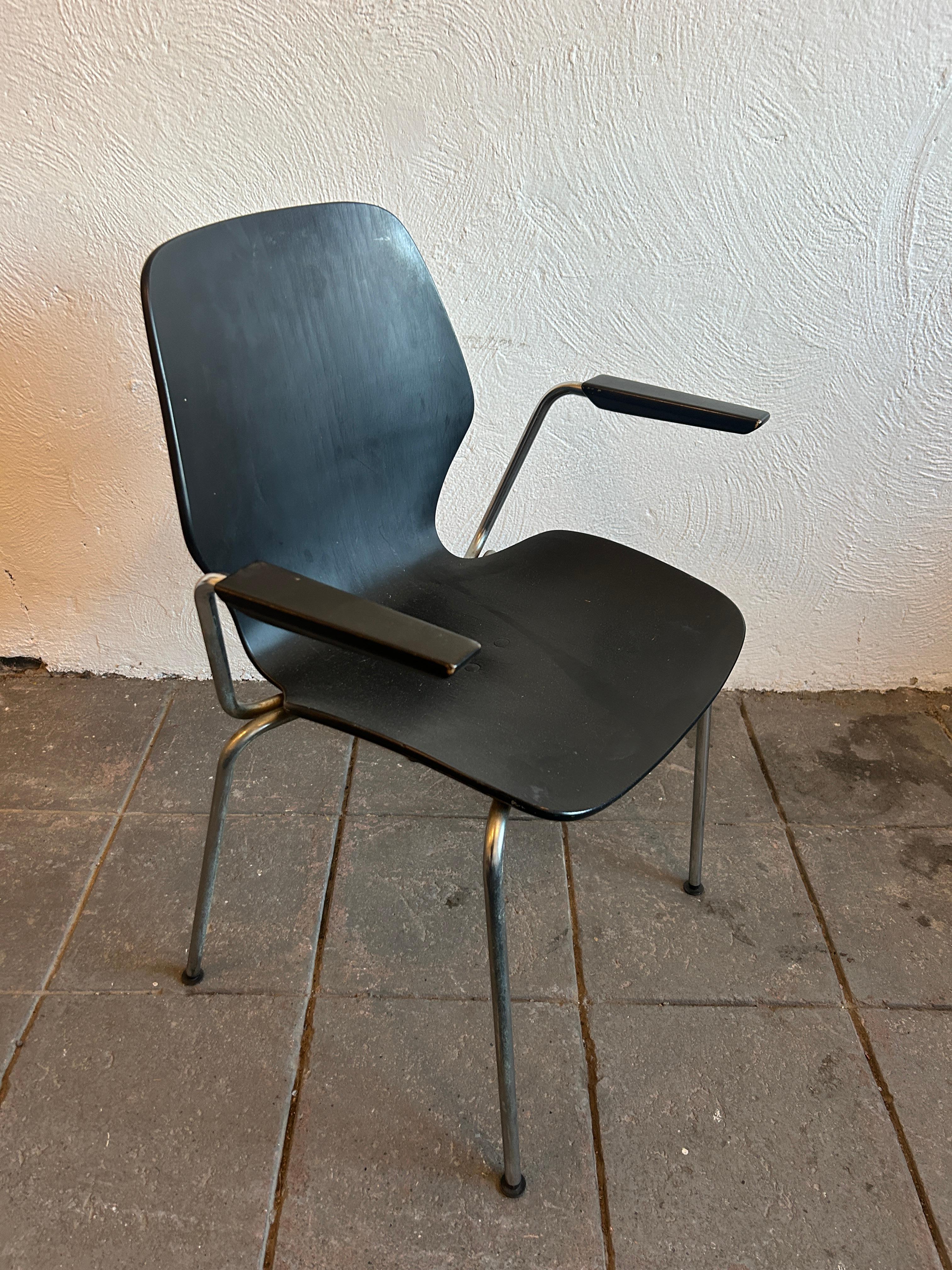Acier Ensemble de 6 chaises de salle à manger en bois courbé Westnofa Norvège en vente