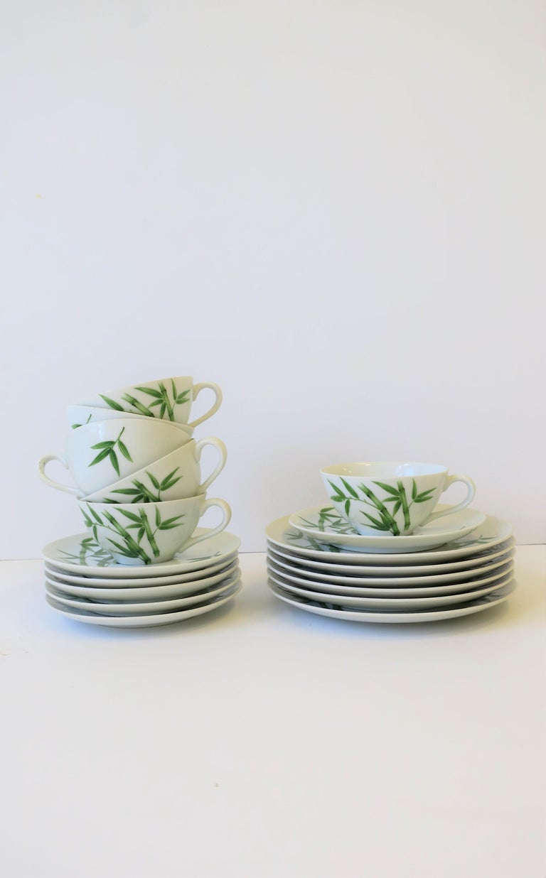 https://a.1stdibscdn.com/set-of-6-white-and-green-porcelain-tea-or-coffee-set-with-bamboo-design-for-sale-picture-3/f_13142/1565470300023/IMG_7083_2__master.JPG?width=768