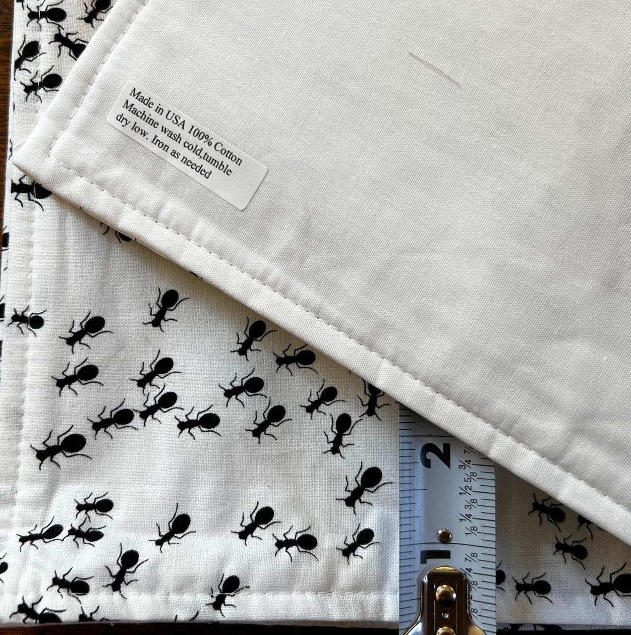 Contemporary Set of 6 White Cotton Harvey & Strait Placemats with Black Ants For Sale