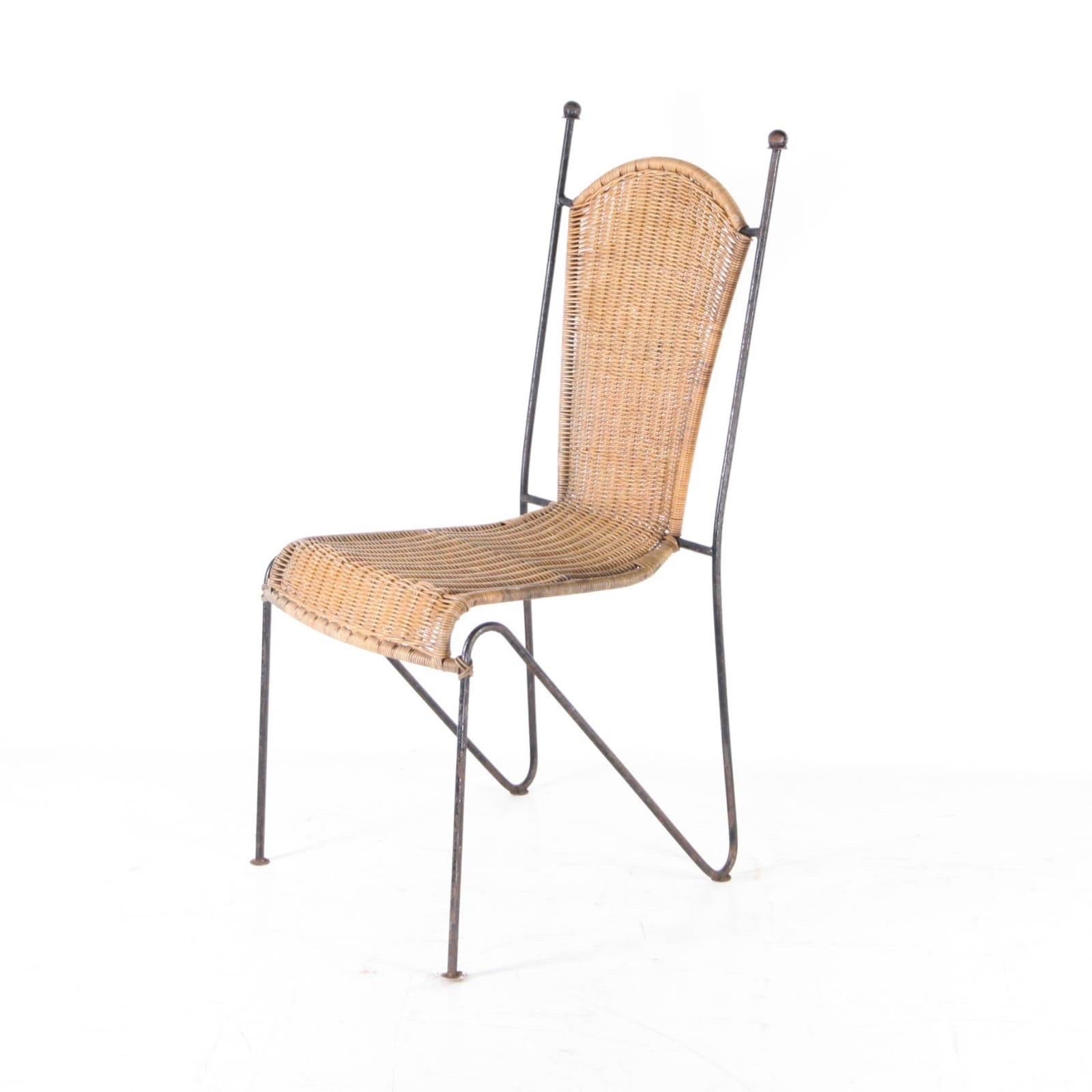 Ensemble de 6 chaises en osier et en fer Bon état - En vente à Isle Sur Sorgue, FR