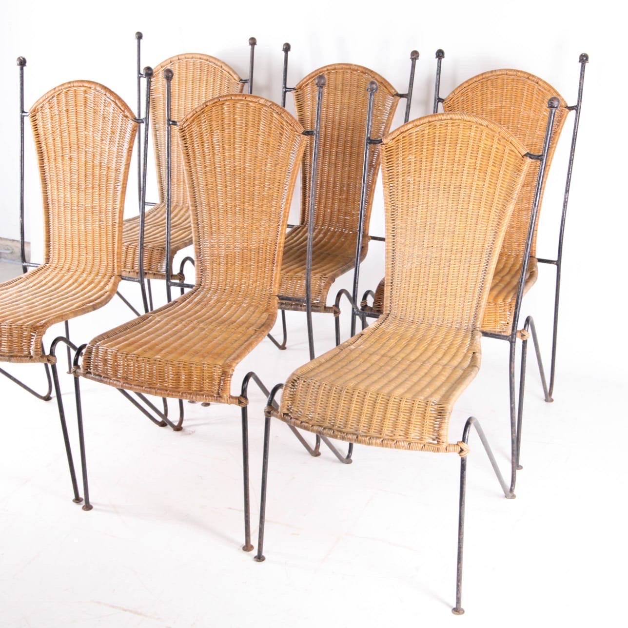 Ensemble de 6 chaises en osier et en fer en vente 3