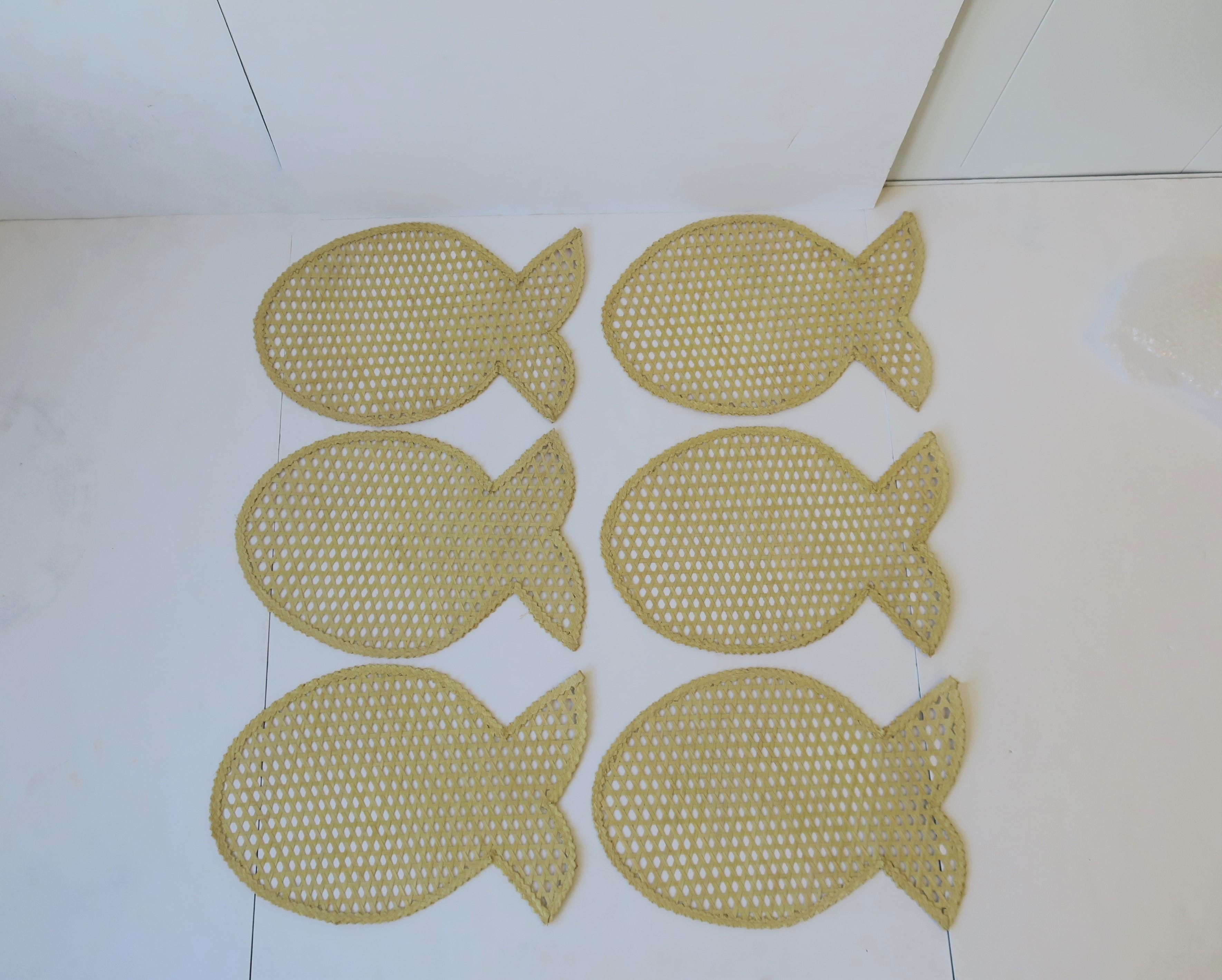 Set of Wicker Fish Table Placemats, circa 1970s In Good Condition In New York, NY