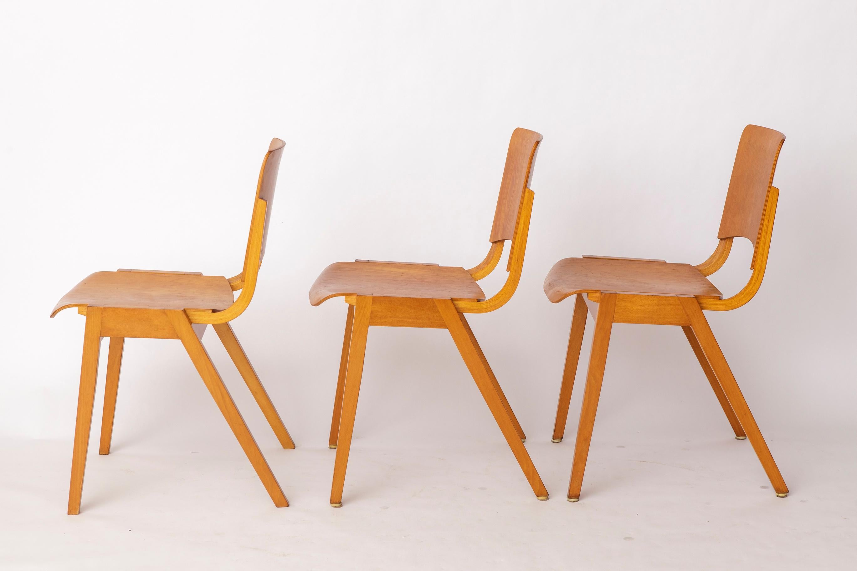 Late 20th Century Set of 6 Wilkhahn Stackable Chairs – Beech Wood – Germany 1970s – Vintage Seatin For Sale