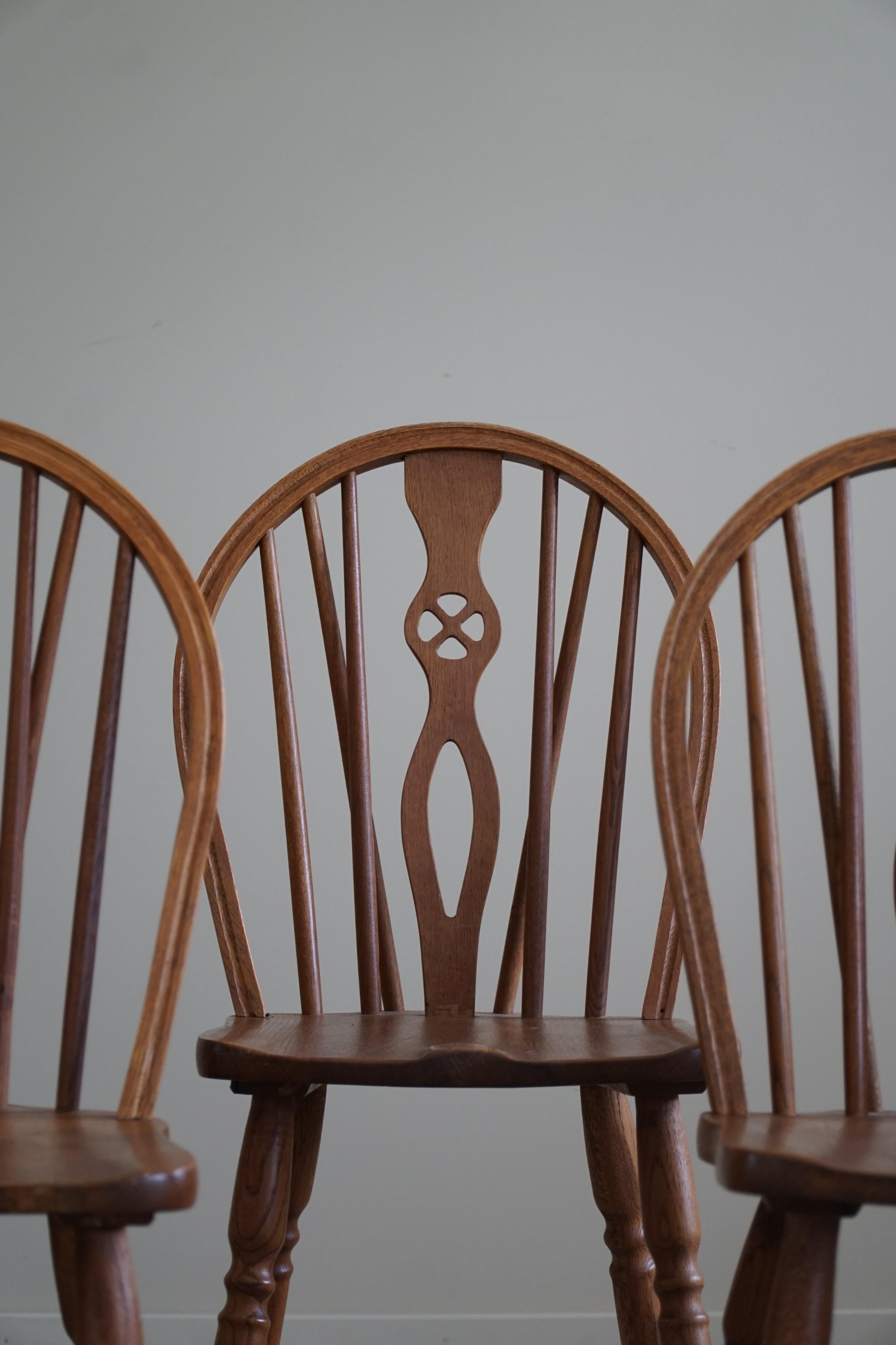 Set of 6 Windsor Dining Room Chairs in Oak, English Edwardian, 19th Century For Sale 16