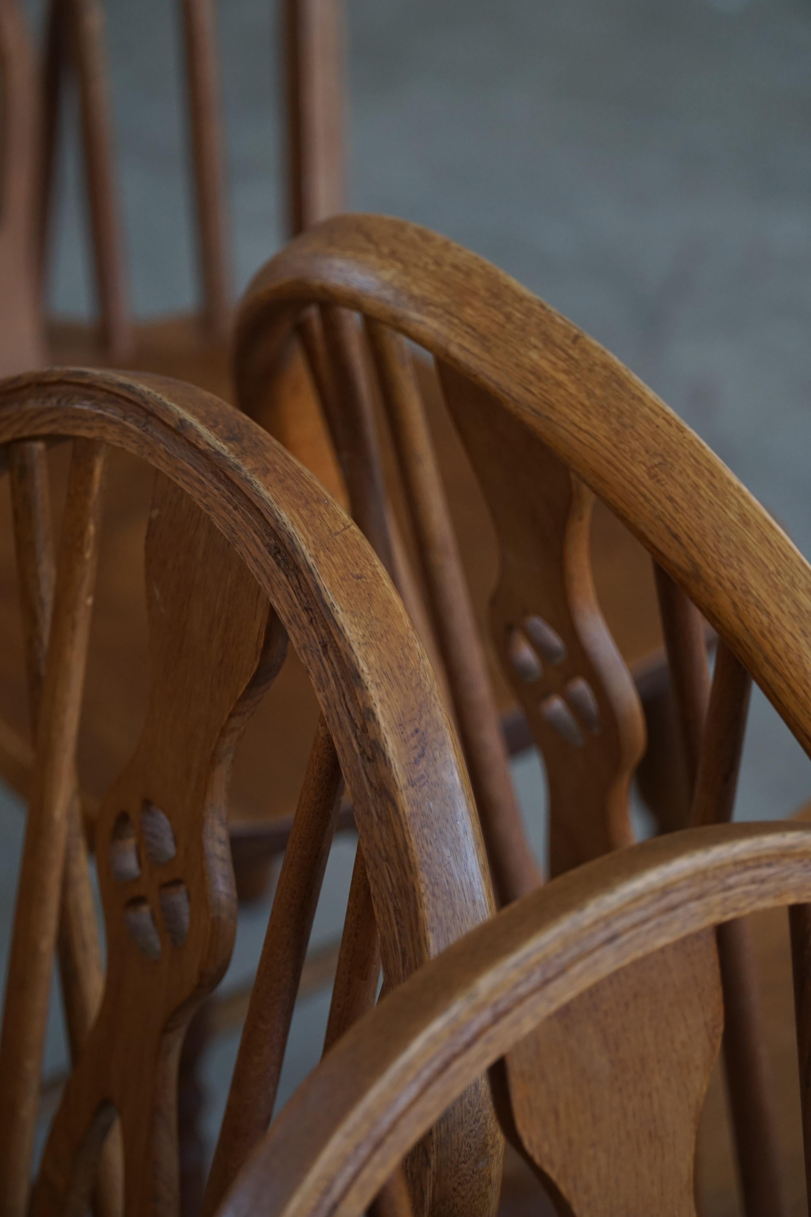 Set of 6 Windsor Dining Room Chairs in Oak, English Edwardian, 19th Century For Sale 6