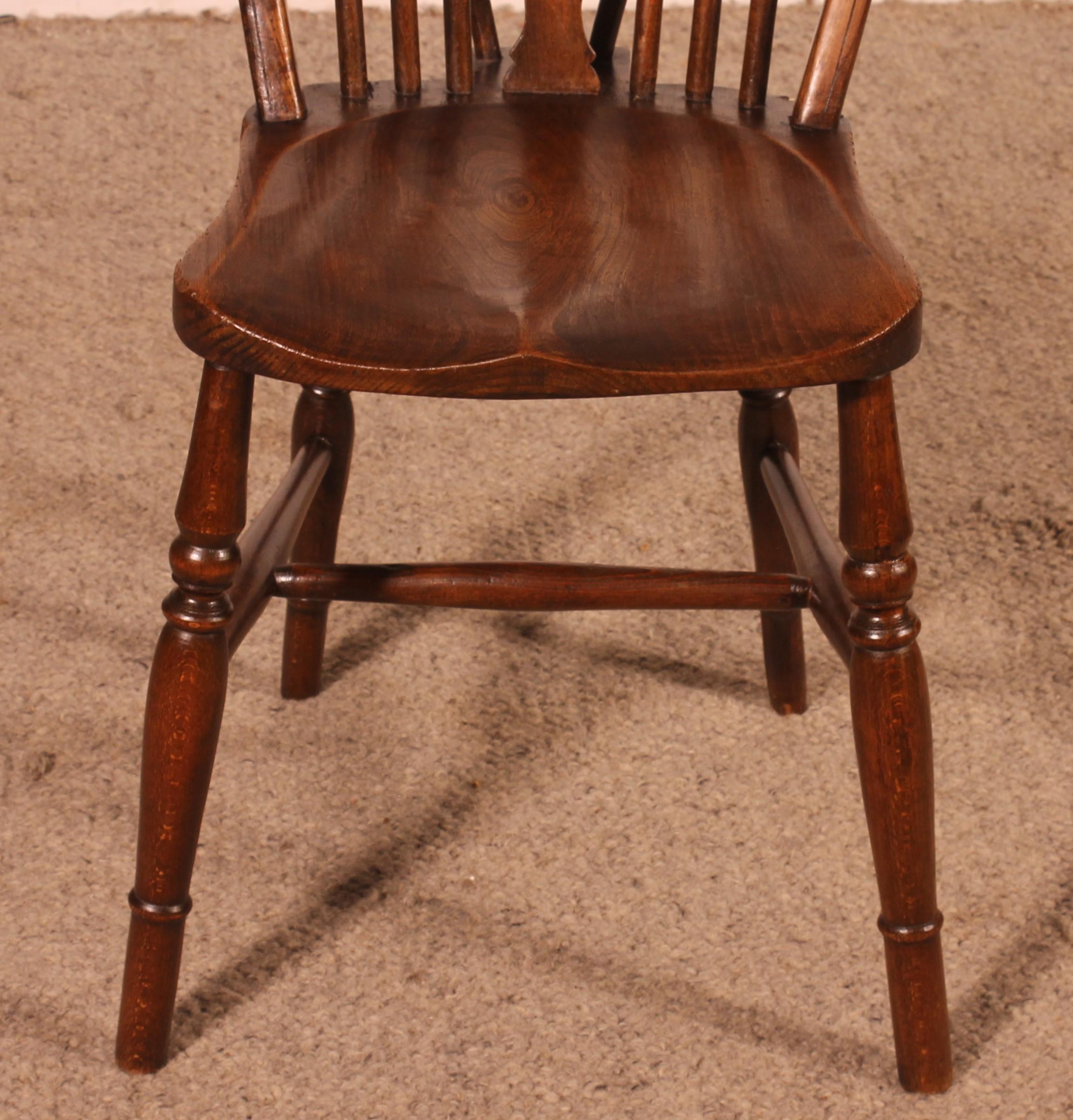 British Set Of 6 Windsor Wheelback Chairs For Sale
