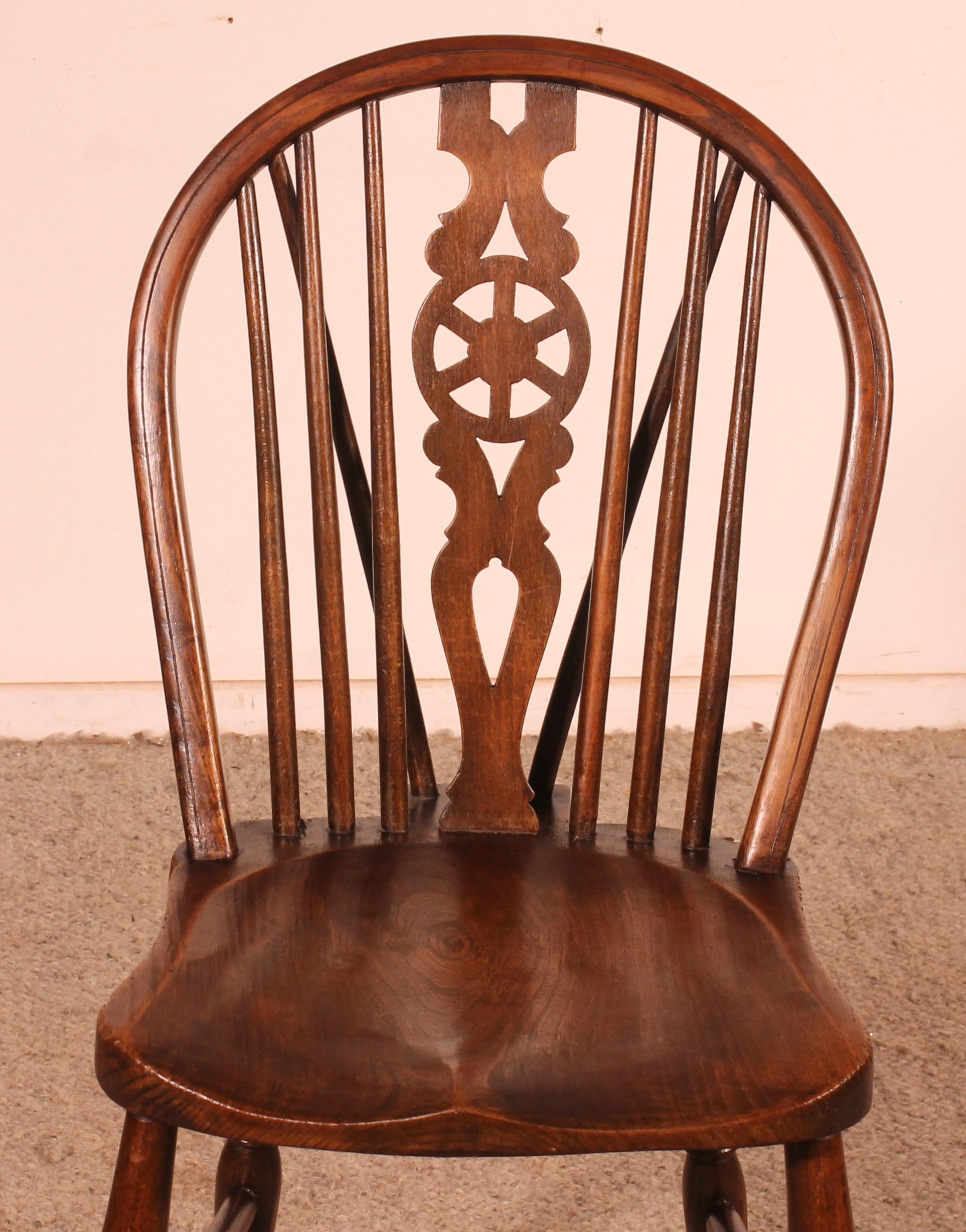 Set Of 6 Windsor Wheelback Chairs In Good Condition For Sale In Brussels, Brussels