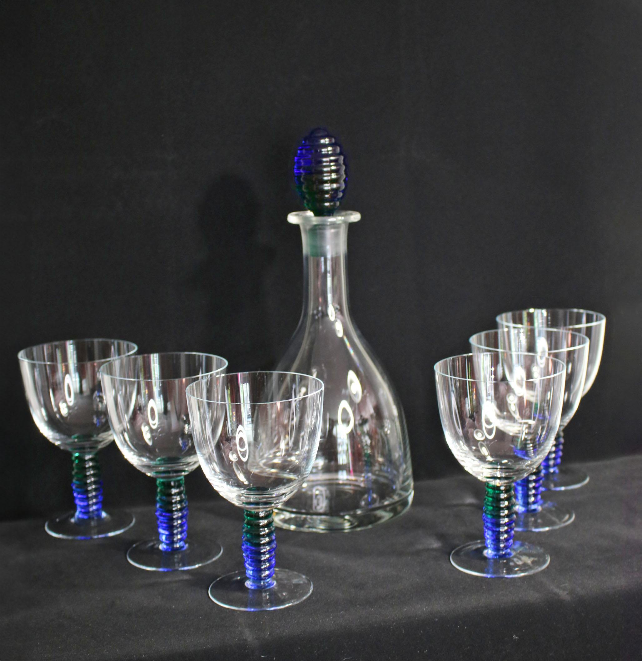 Wine Glasses and Decanter, Art Noveau, Mid 20th Century, Set Of 6  In Excellent Condition For Sale In Lučenec, SK
