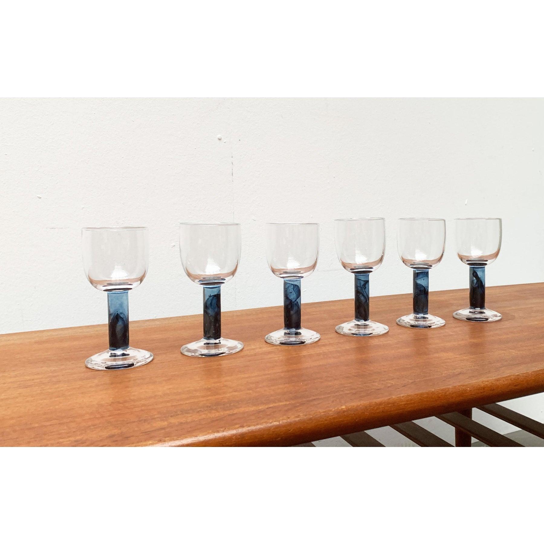 Set of 6 Wine Glasses by Regina Kaufmann for Glashagen Hütte In Excellent Condition For Sale In Hamburg, DE