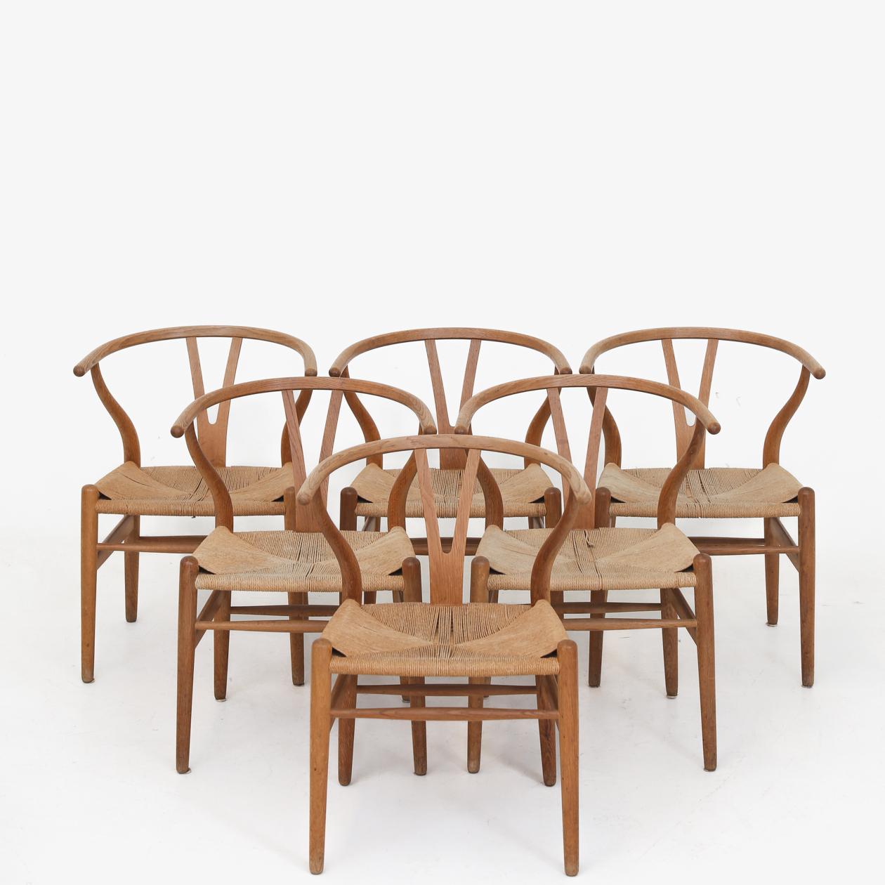 Set of 6 Wishbone Dining Chairs by Hans J. Wegner.  In Good Condition In Copenhagen, DK
