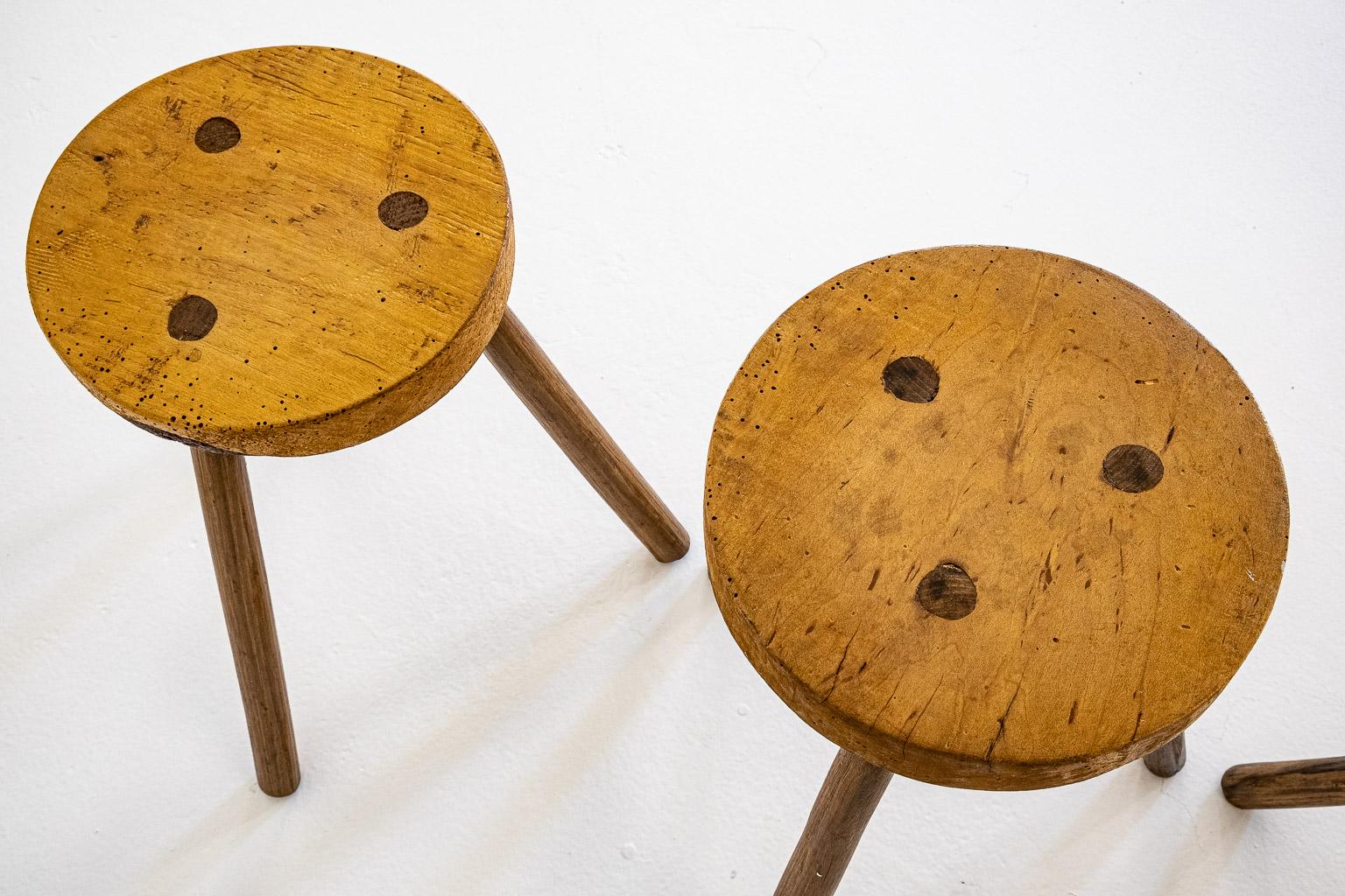 Set of 6, Wooden, Brutalist Tripod Stools or Side Tables, Italy, ca. 1960s For Sale 9