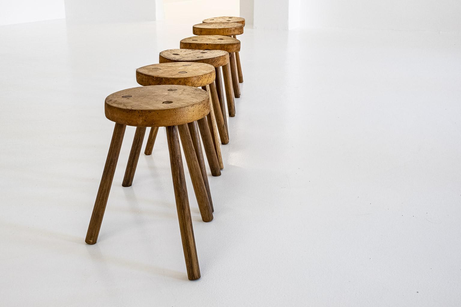 Set of 6, Wooden, Brutalist Tripod Stools or Side Tables, Italy, ca. 1960s For Sale 3