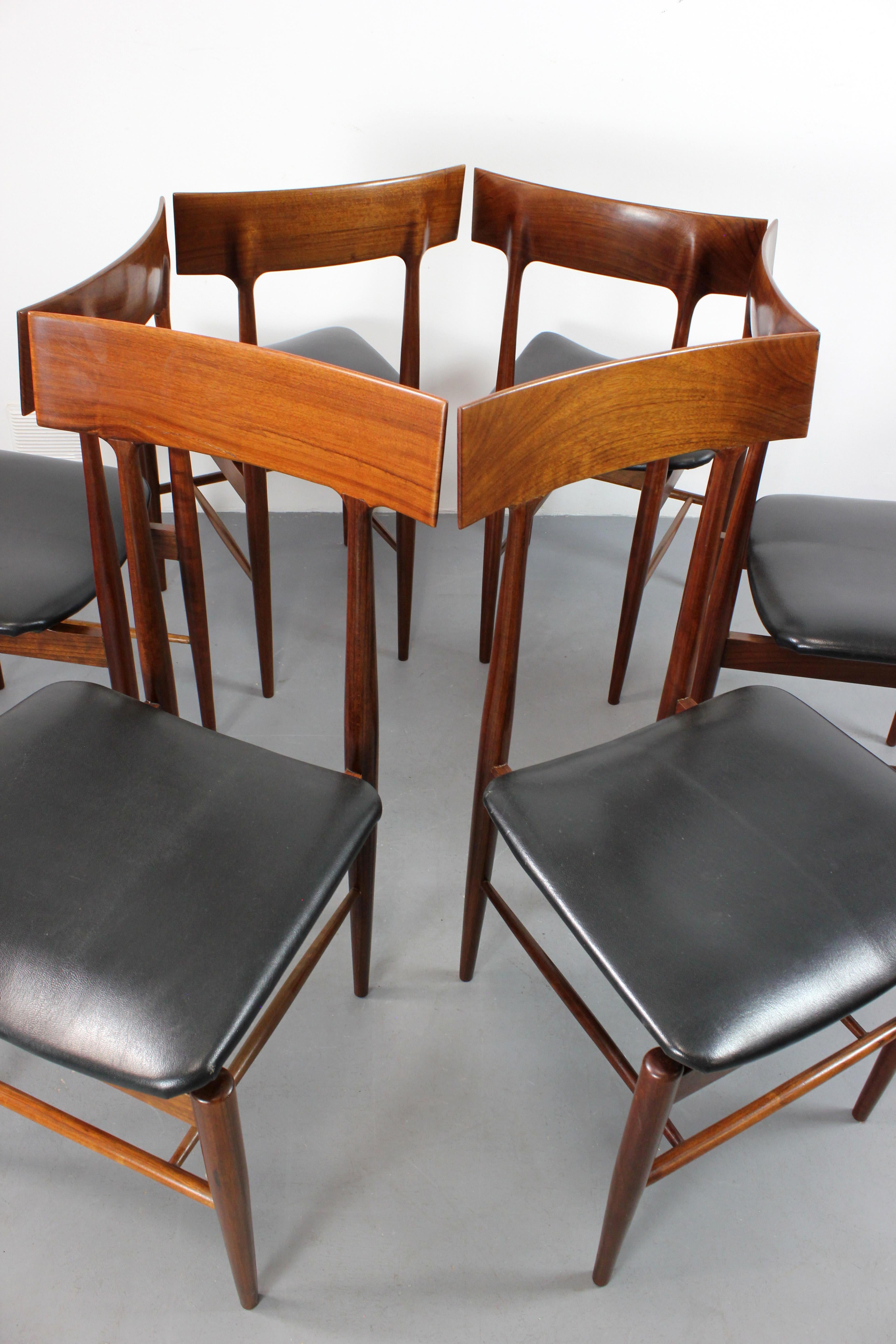 Ensemble de 6 chaises en bois avec revêtement en faux cuir noir - AG Barcelona Bon état - En vente à Madrid, España