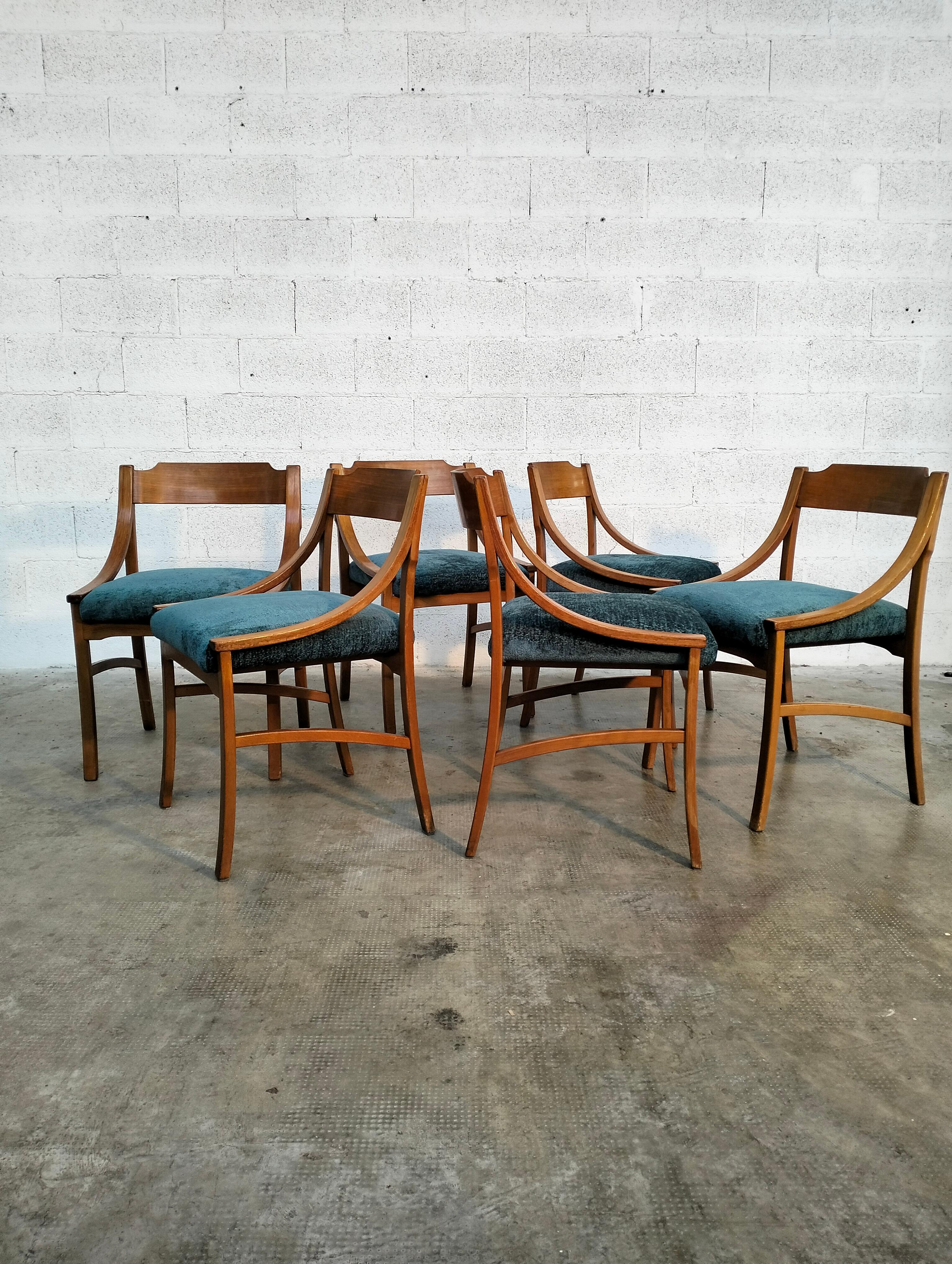 Set of 6 Wooden Dining Chairs in the Style of Ico Parisi for Cassina, 1970s  For Sale 1