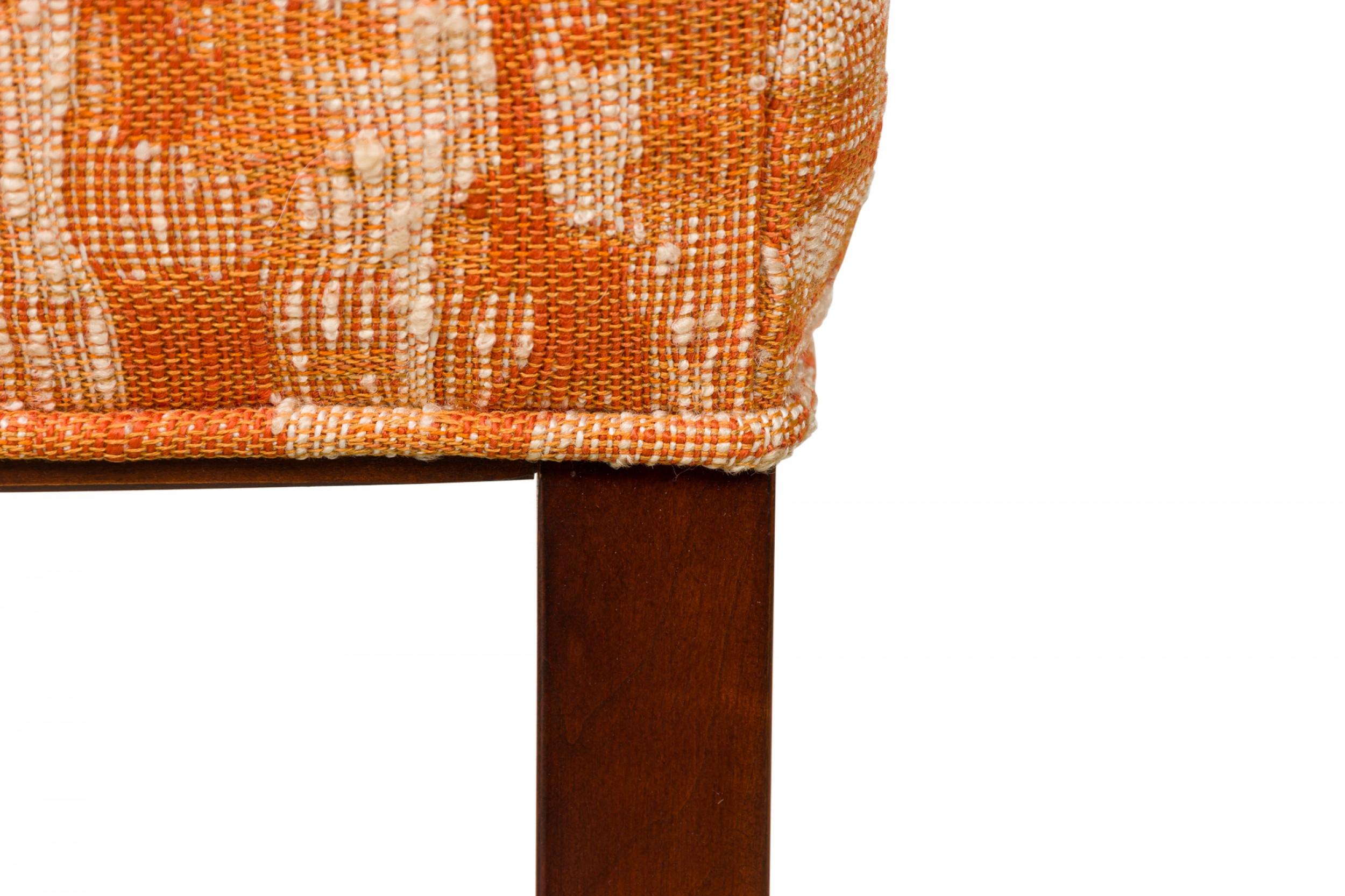 Set di 6 sedie da pranzo in legno con rivestimento astratto beige/arancio in vendita 2