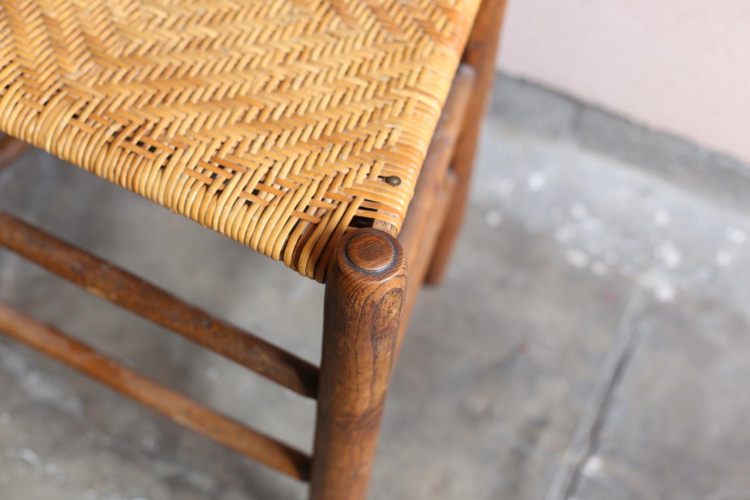 Set di 6 sedie folkloristiche in legno in vendita 4