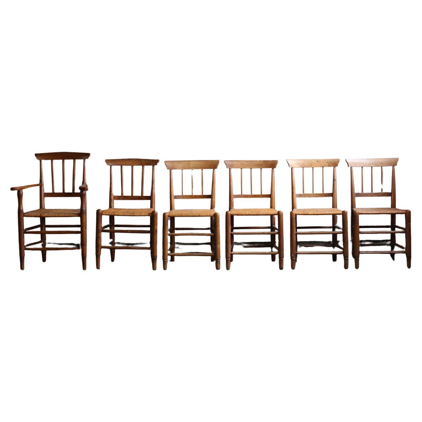 Ensemble de 6 chaises folkloriques en bois