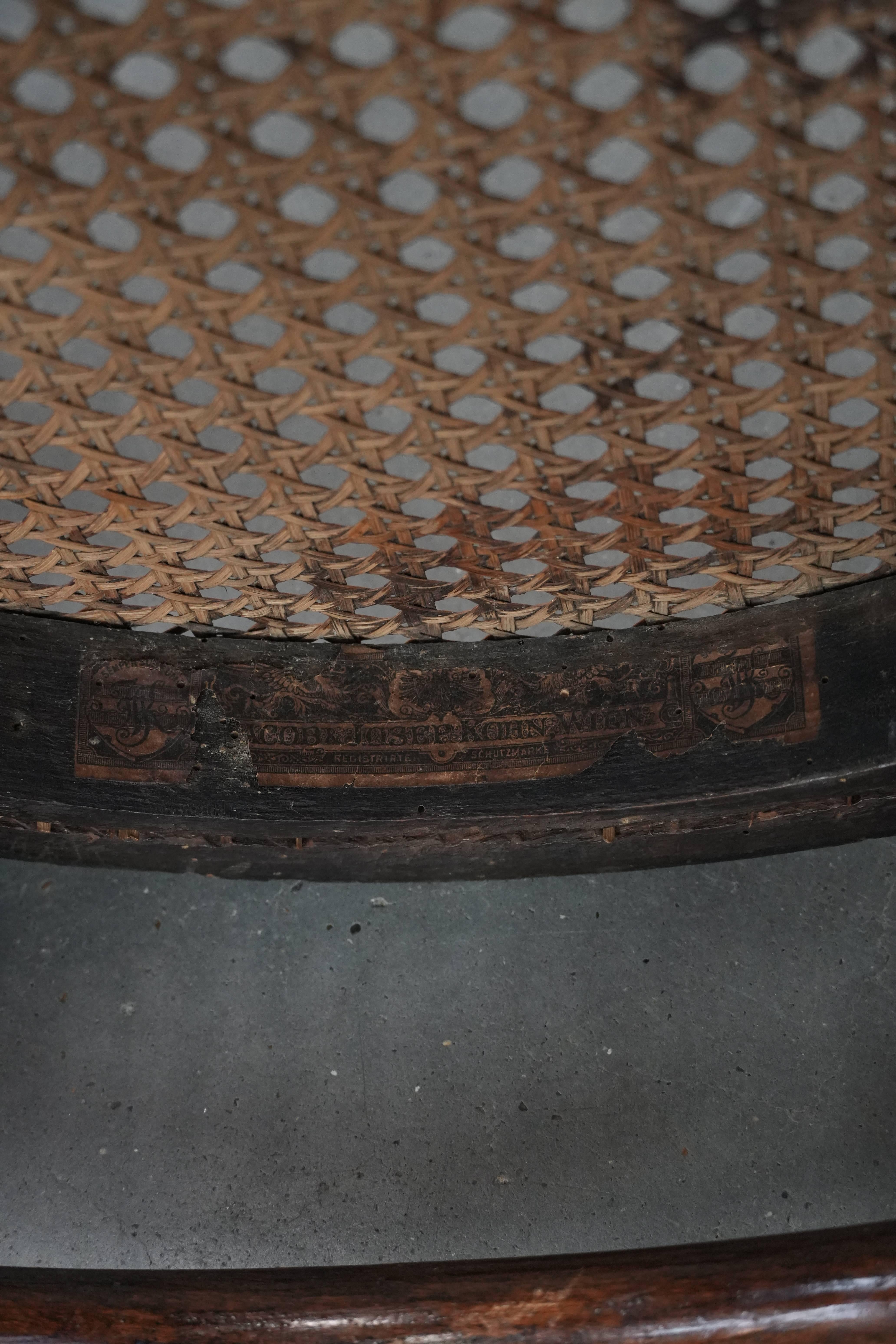 Set of 6 wooden vintage bistro chairs by Jacob & Josef Kohn Wien im Angebot 10